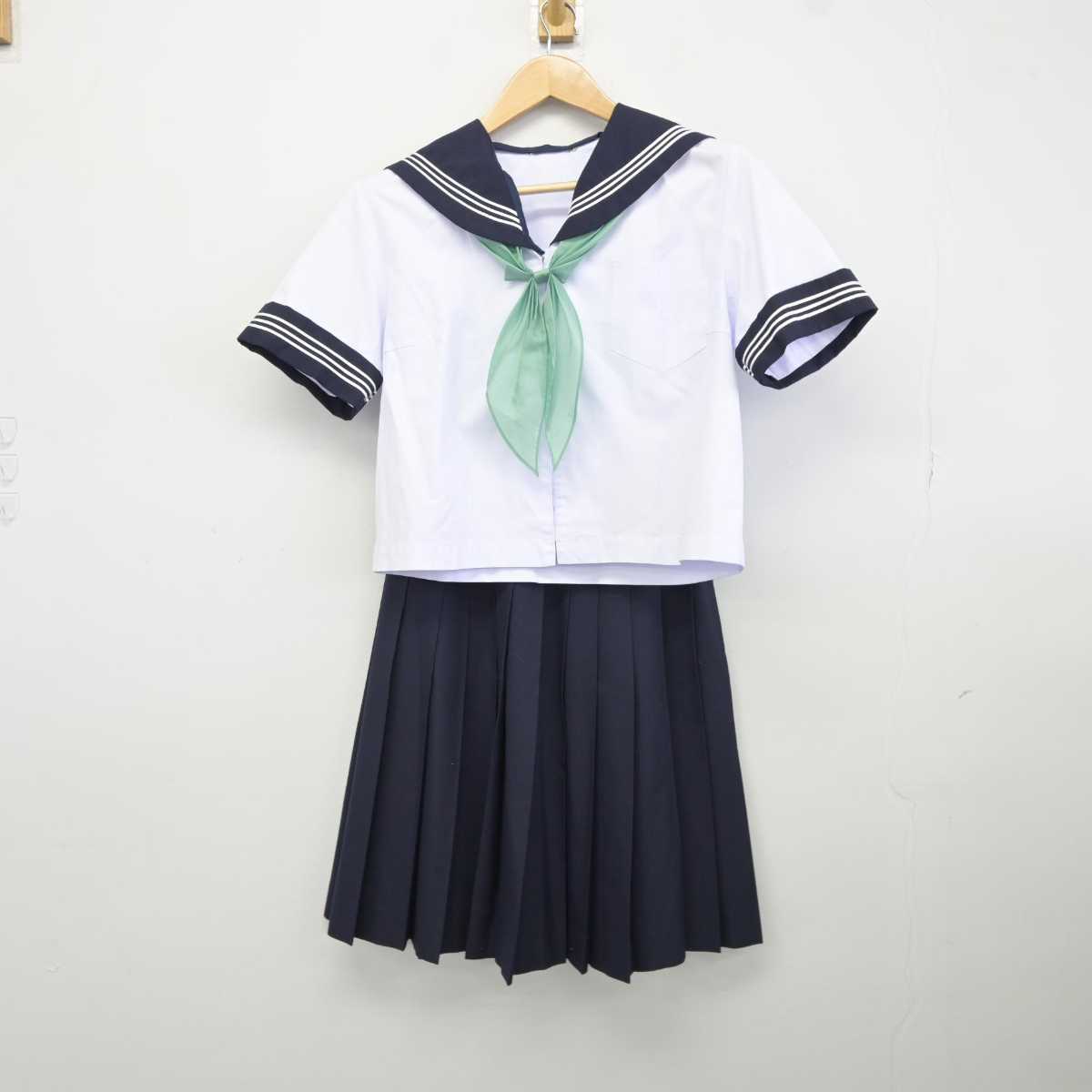 【中古】青森県 弘前市立第四中学校 女子制服 4点 (セーラー服・セーラー服・スカート) sf039998