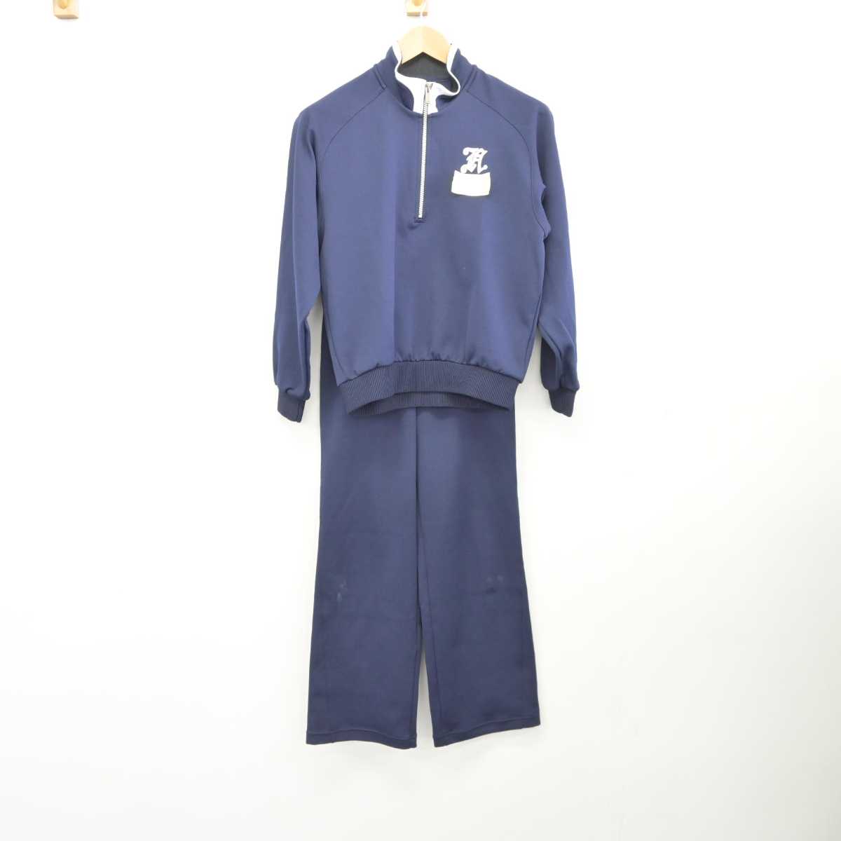 【中古】福岡県 中村学園女子高等学校 女子制服 3点 (ジャージ 上・体操服 上・ジャージ 下) sf040293