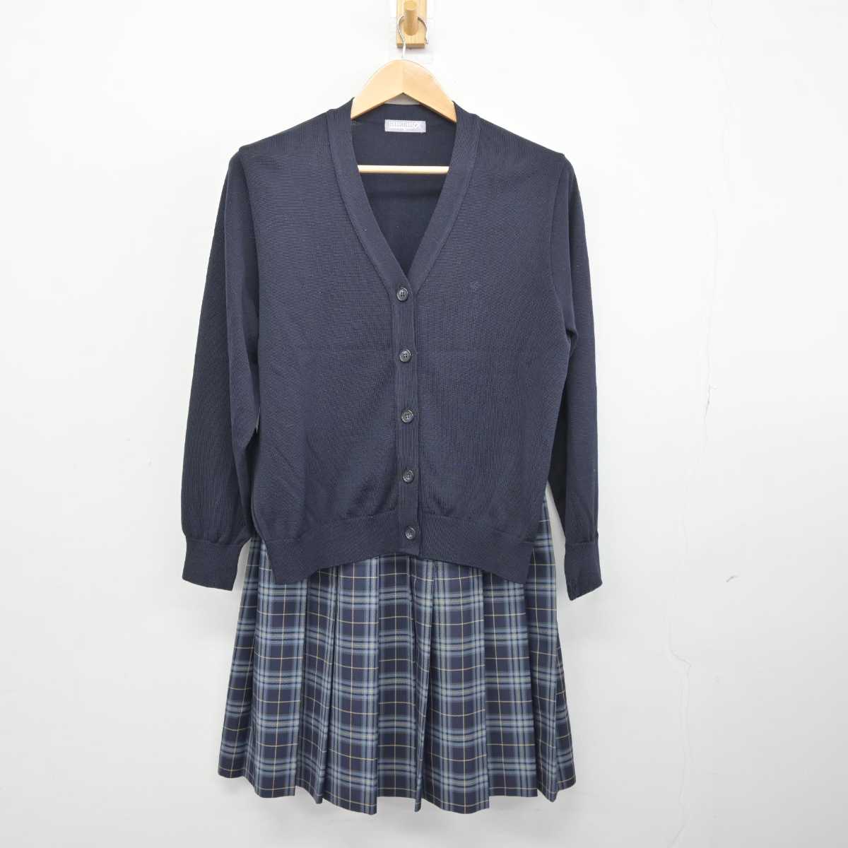 中古】兵庫県 須磨学園高等学校 女子制服 2点 (ニット・スカート) sf040626 | 中古制服通販パレイド