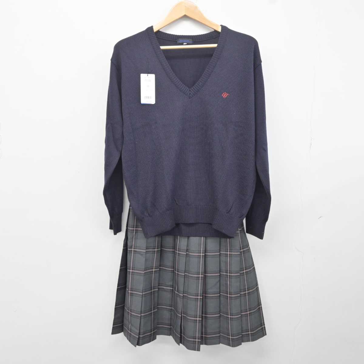 中古】北海道 帯広大谷高等学校 女子制服 3点 (ニット・スカート) sf040971 | 中古制服通販パレイド