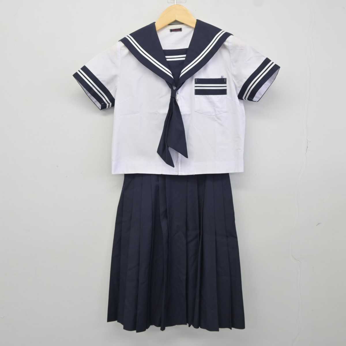 中古】静岡県 富士宮市立第二中学校 女子制服 4点 (セーラー服