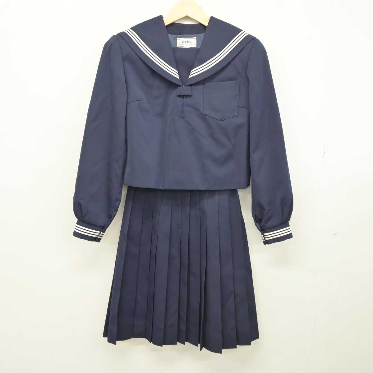 【中古】滋賀県 長浜市立北中学校 女子制服 2点 (セーラー服・スカート) sf042684