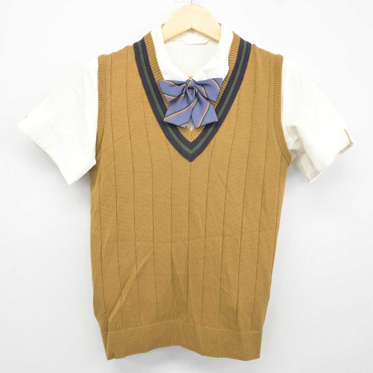 中古】岡山県 岡山学芸館高等学校 女子制服 3点 (シャツ・ニットベスト) sf043818 | 中古制服通販パレイド