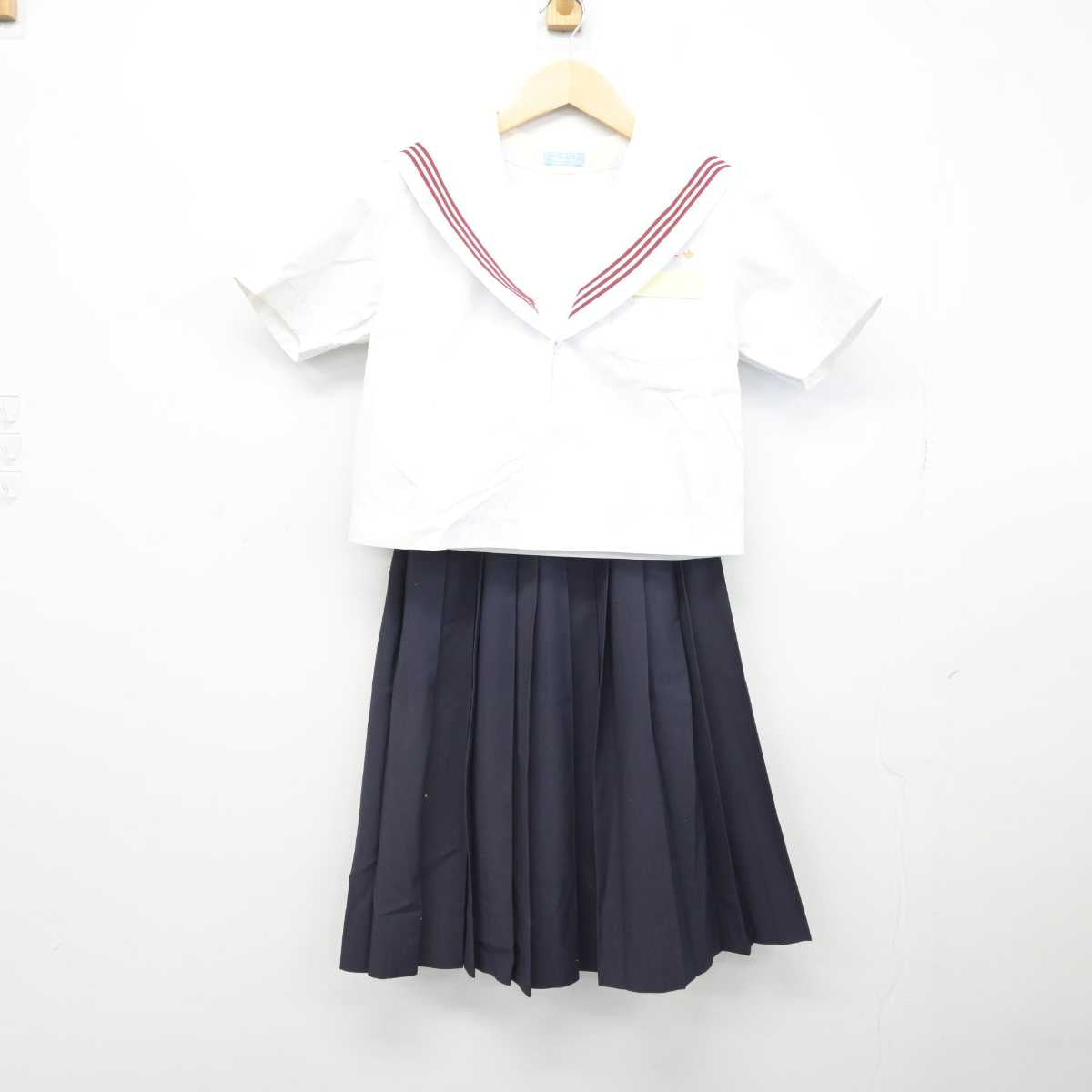 中古】福岡県 飯塚第一中学校 女子制服 3点 (セーラー服・スカート) sf044415 | 中古制服通販パレイド