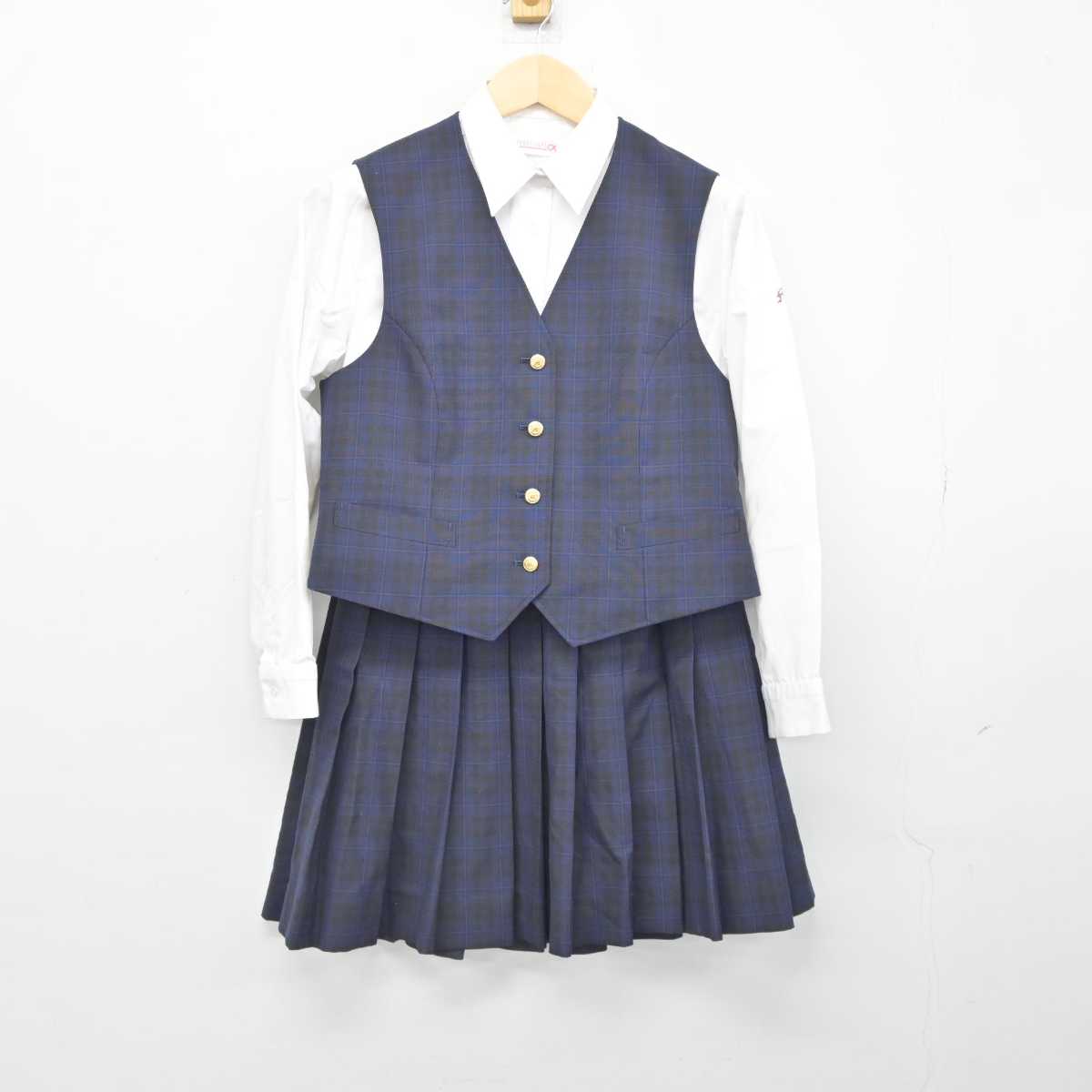 【中古】千葉県 幕張総合高等学校 女子制服 3点 (ベスト・シャツ・スカート) sf044419