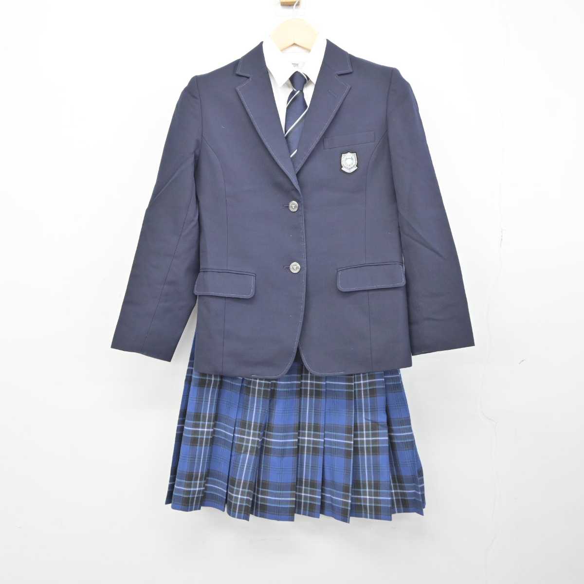 大蔵学園の制服のブレザー 110