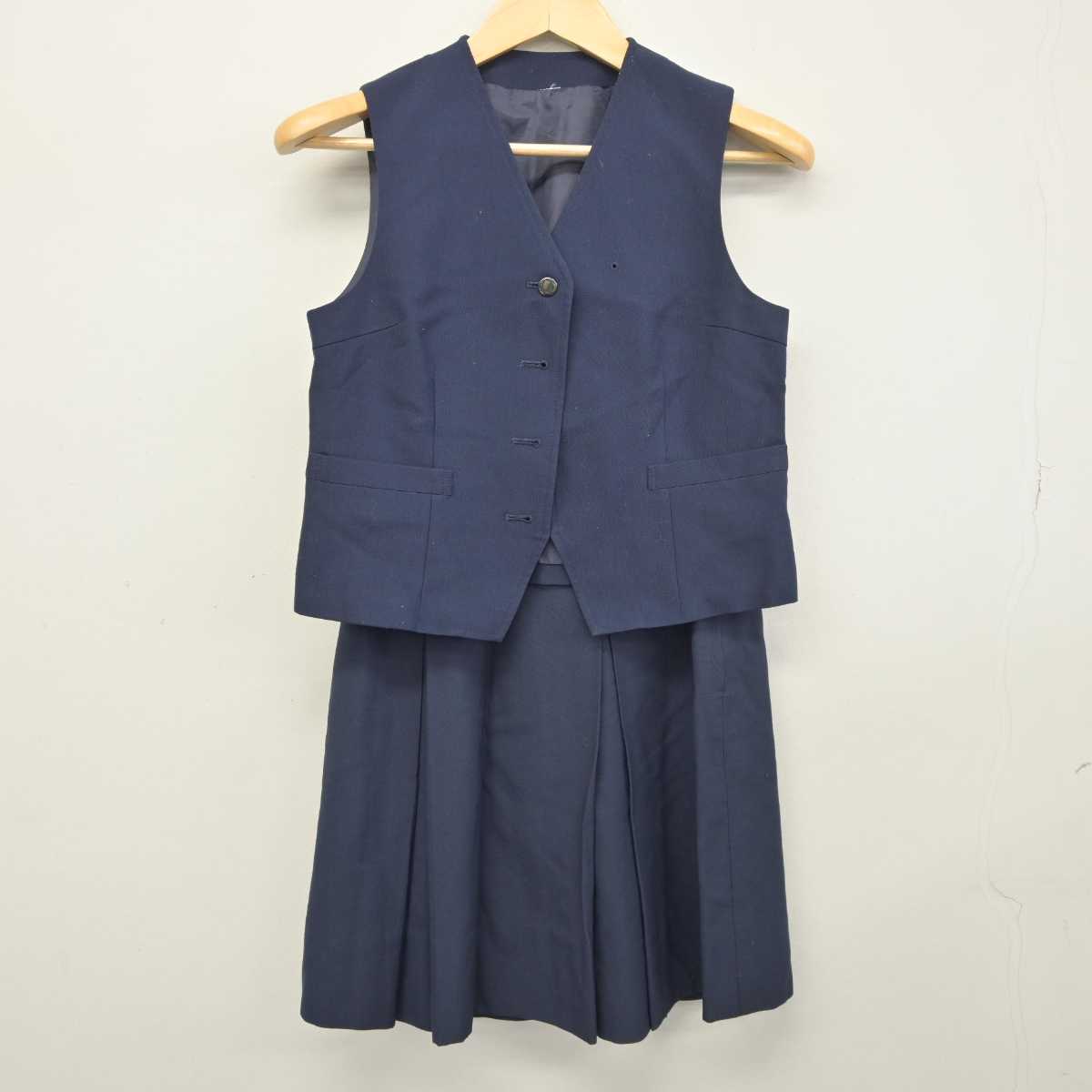 【中古】神奈川県 稲田中学校 女子制服 2点 (ベスト・スカート) sf045925