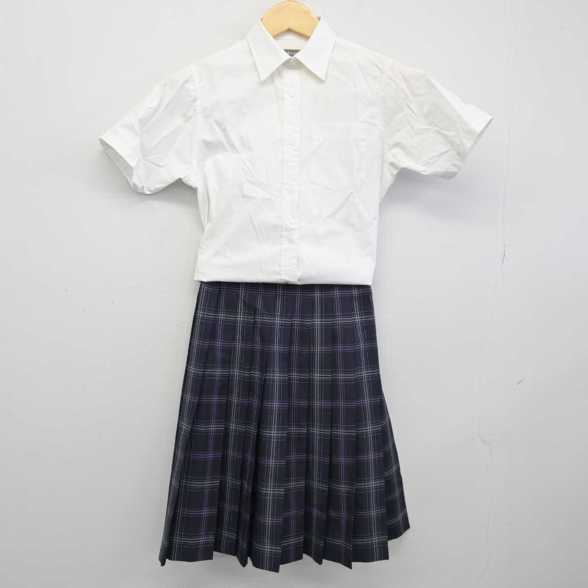 中古】 飛鳥未来高等学校 女子制服 2点 (シャツ・スカート