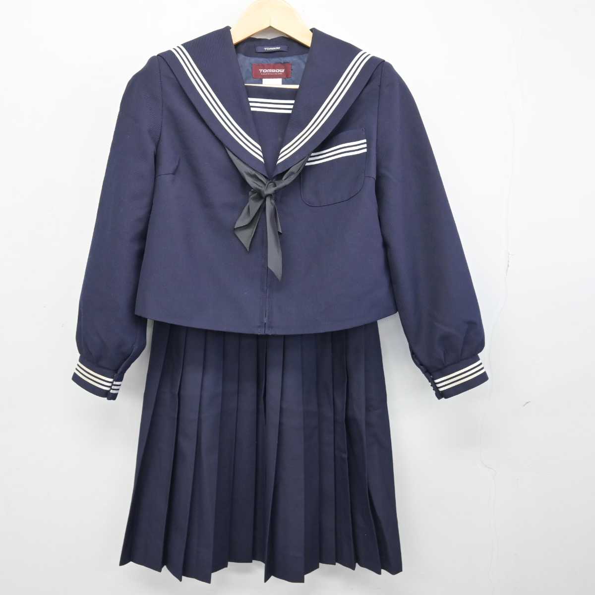 新中古品】北九州市中学校標準服（ブレザー上下着） ストア