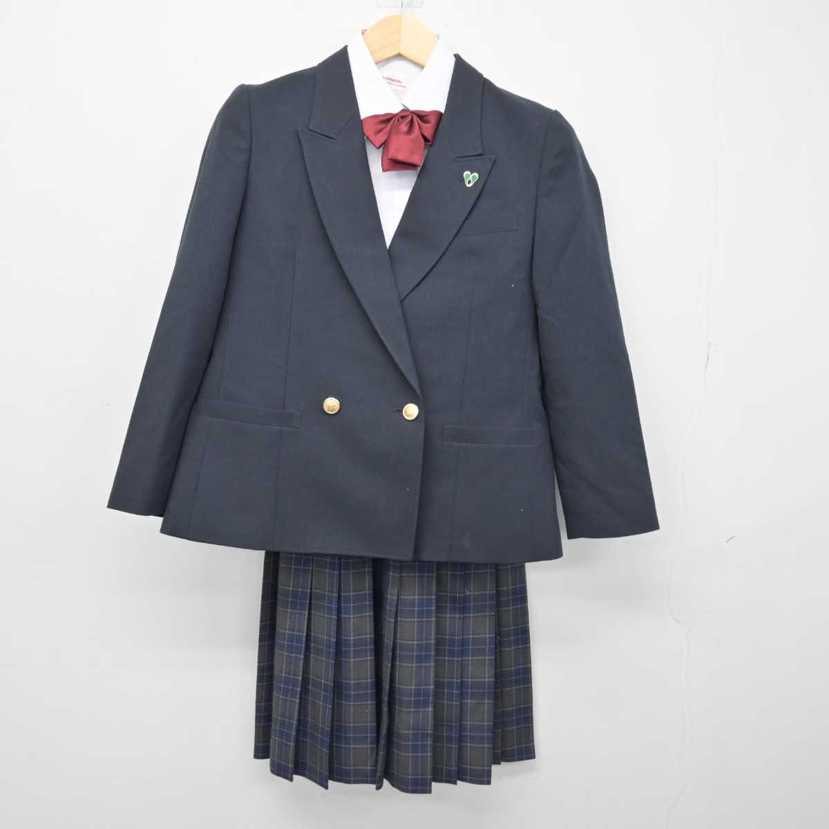 神奈川県川崎市の麻生中学制服、校章、リボン付 - その他