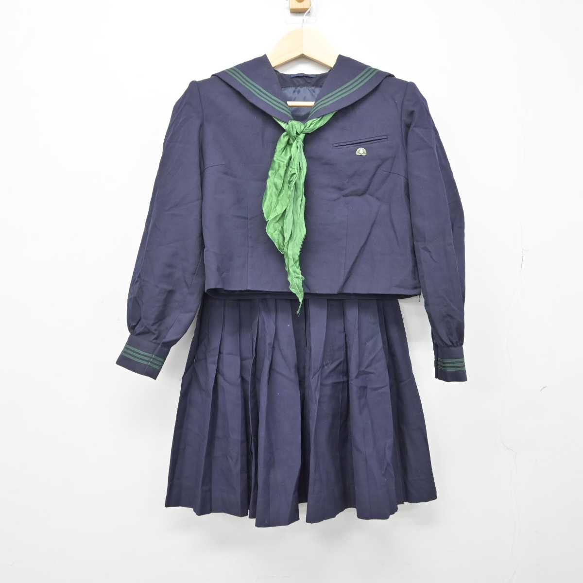 【中古】埼玉県 秩父高等学校 女子制服 4点 (セーラー服・スカート・スカート) sf048842