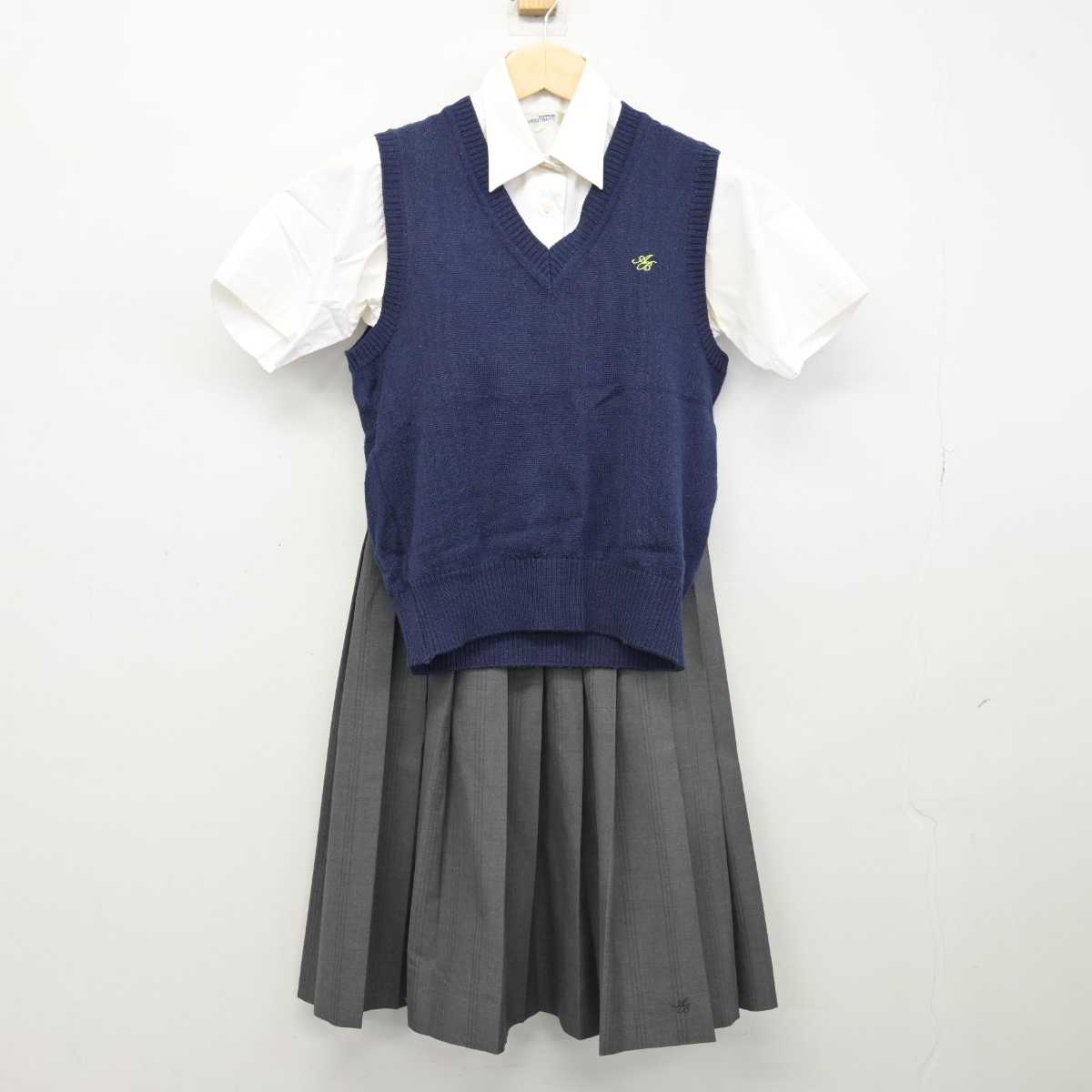 中古】東京都 荒川商業高等学校 女子制服 3点 (ニットベスト・シャツ・スカート) sf050839 | 中古制服通販パレイド