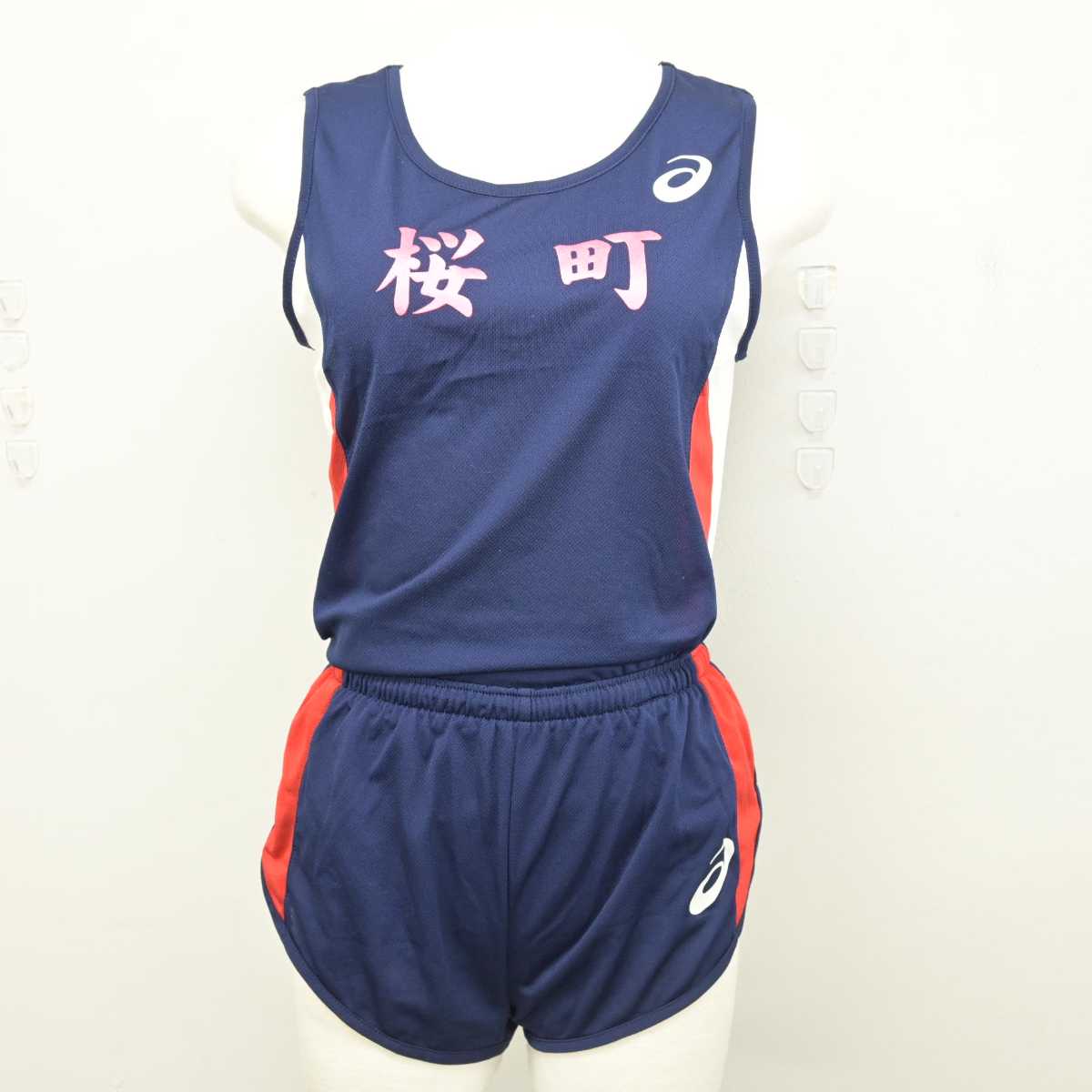 女子支給品 北九州市立霧丘中学校 女子陸上部 ユニフォーム 上下セット 女子支給品 北九州市立霧丘中学校 女子陸上部 ユニフォーム 上下