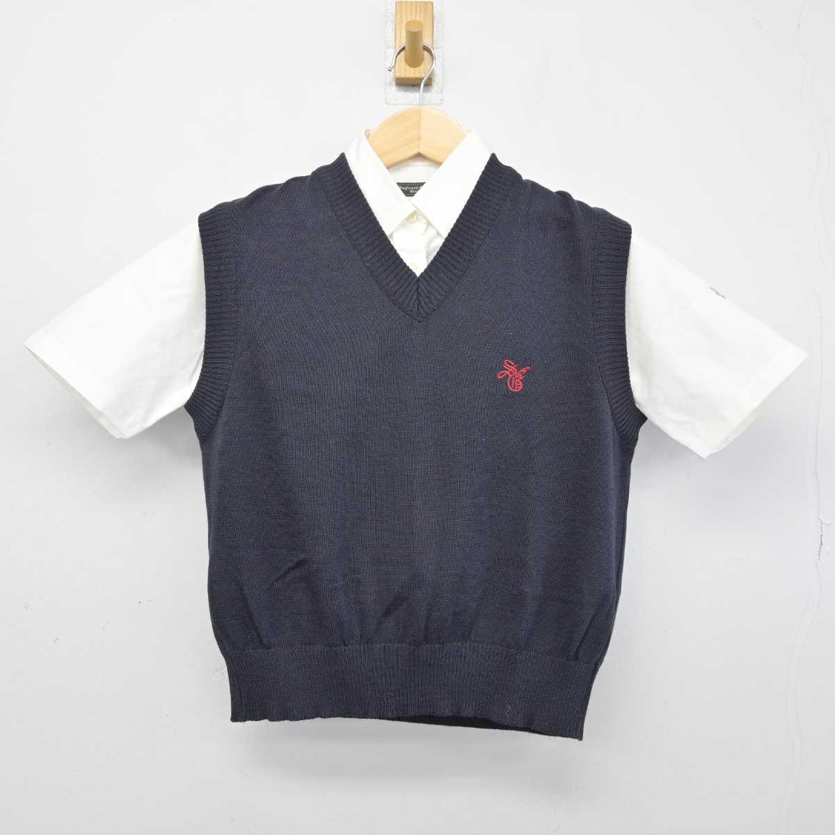 中古】東京都 杉並学院高等学校 女子制服 3点 (シャツ・ニット 中古】東京都 杉並学院高等学校 女子制服 3点 (シャツ・ニット