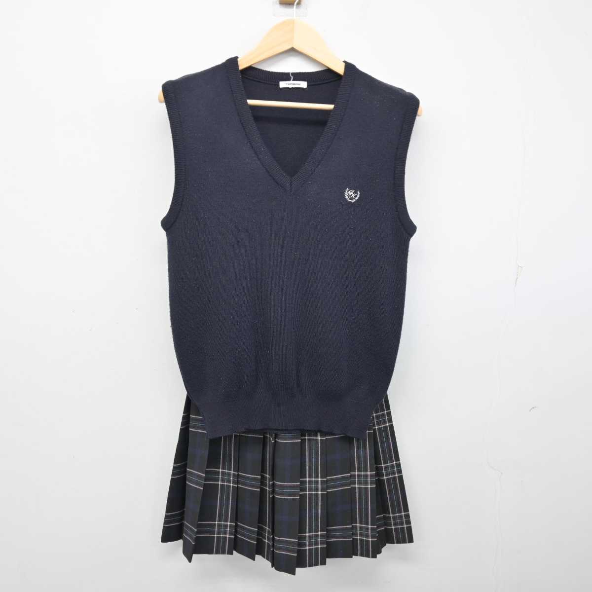 Lnb様 スカート、ベスト  2点 中古】沖縄県 那覇国際高等学校 女子制服 3点（ニットベスト