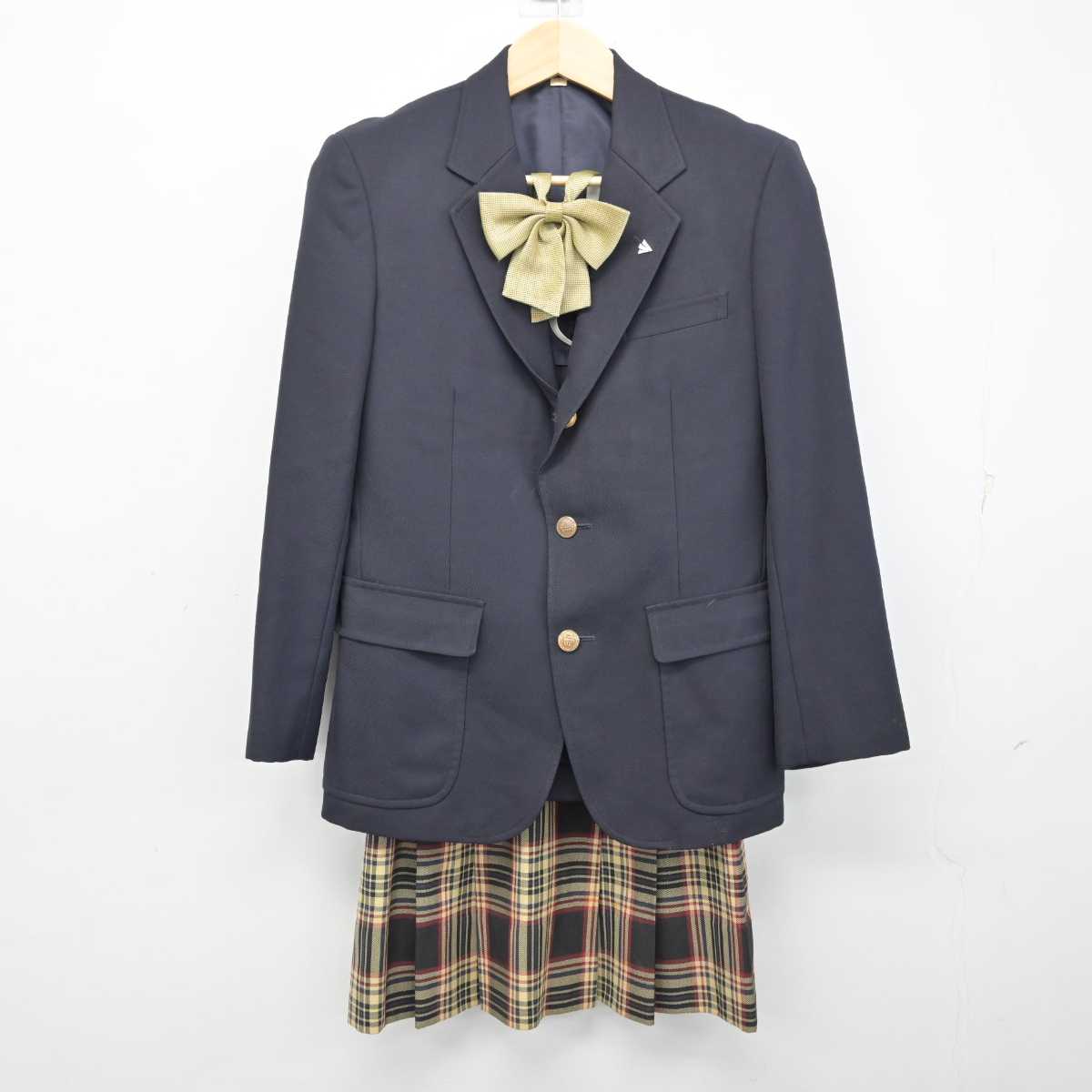 【中古】宮城県 利府高等学校 女子制服 4点 (ブレザー・スカート) sf053816