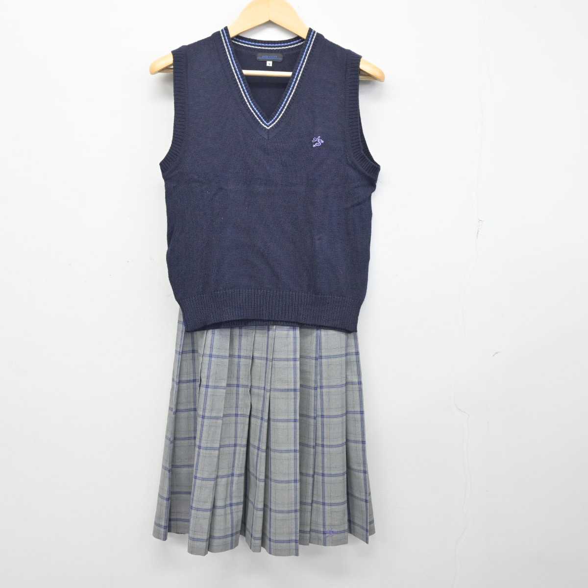 【中古】兵庫県 尼崎双星高等学校 女子制服 2点 (ニットベスト・スカート) sf056175