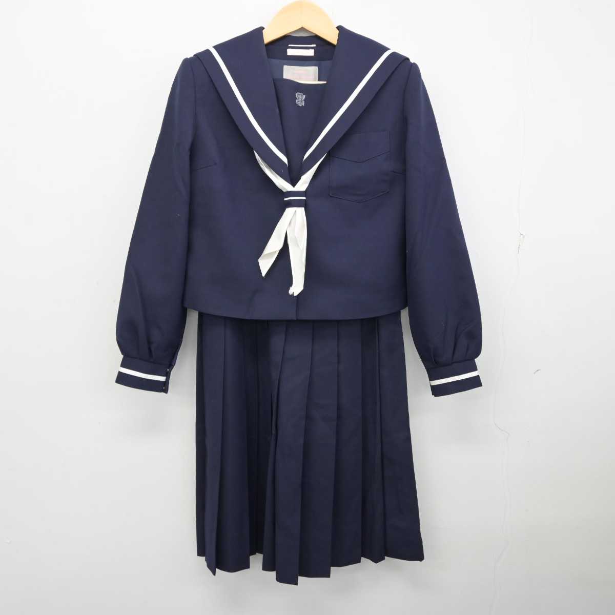 【中古】佐賀県 佐賀市立城西中学校 女子制服 3点 (セーラー服・ジャンパースカート) sf057318