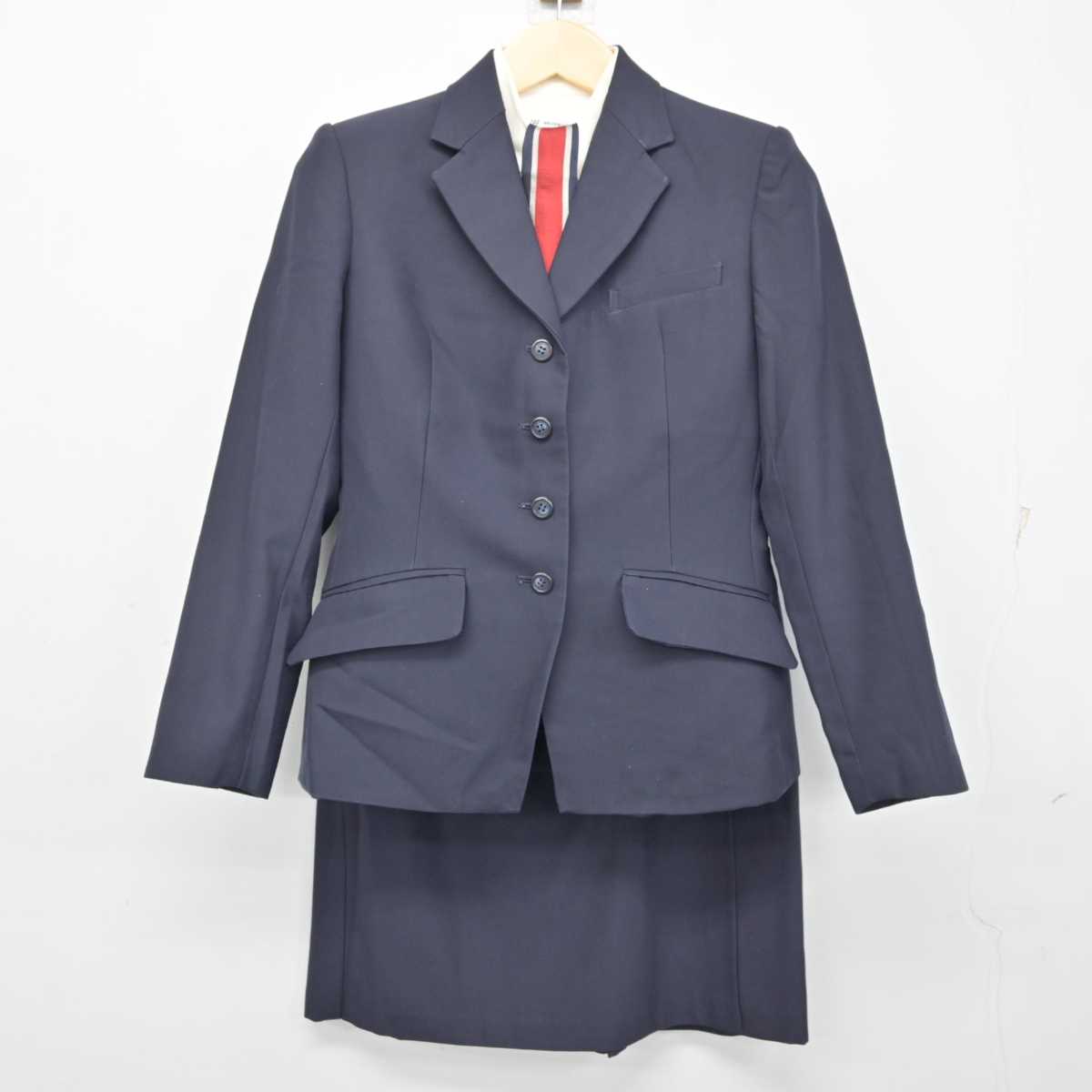 【中古】広島県 理容美容専門学校 女子制服 4点 (ブレザー・シャツ・スカート) sf057526