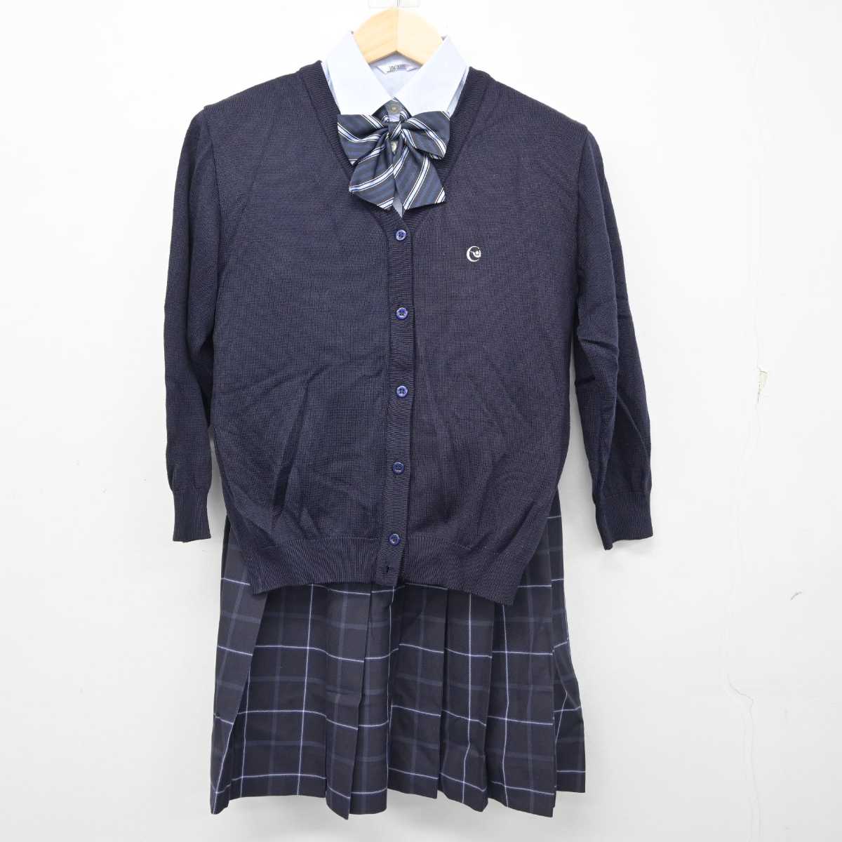 【中古】大阪府 好文学園女子高等学校 女子制服 4点 (ニット・シャツ・スカート) sf057532