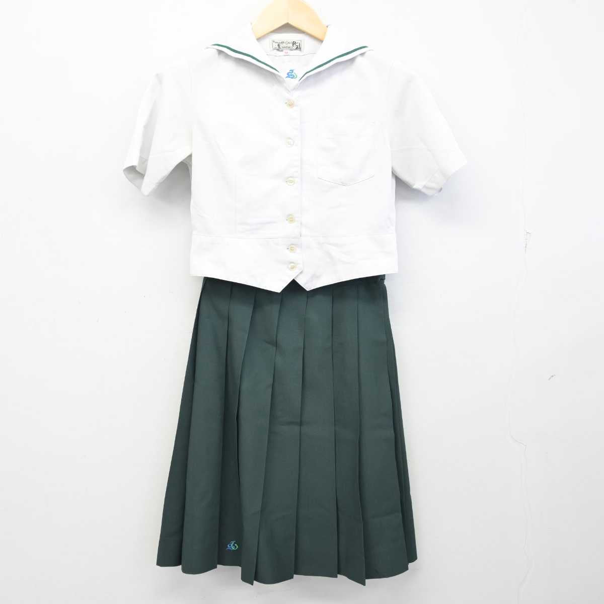 中古】佐賀県 弘学館中学校 女子制服 2点 (セーラー服・スカート) sf057592 | 中古制服通販パレイド