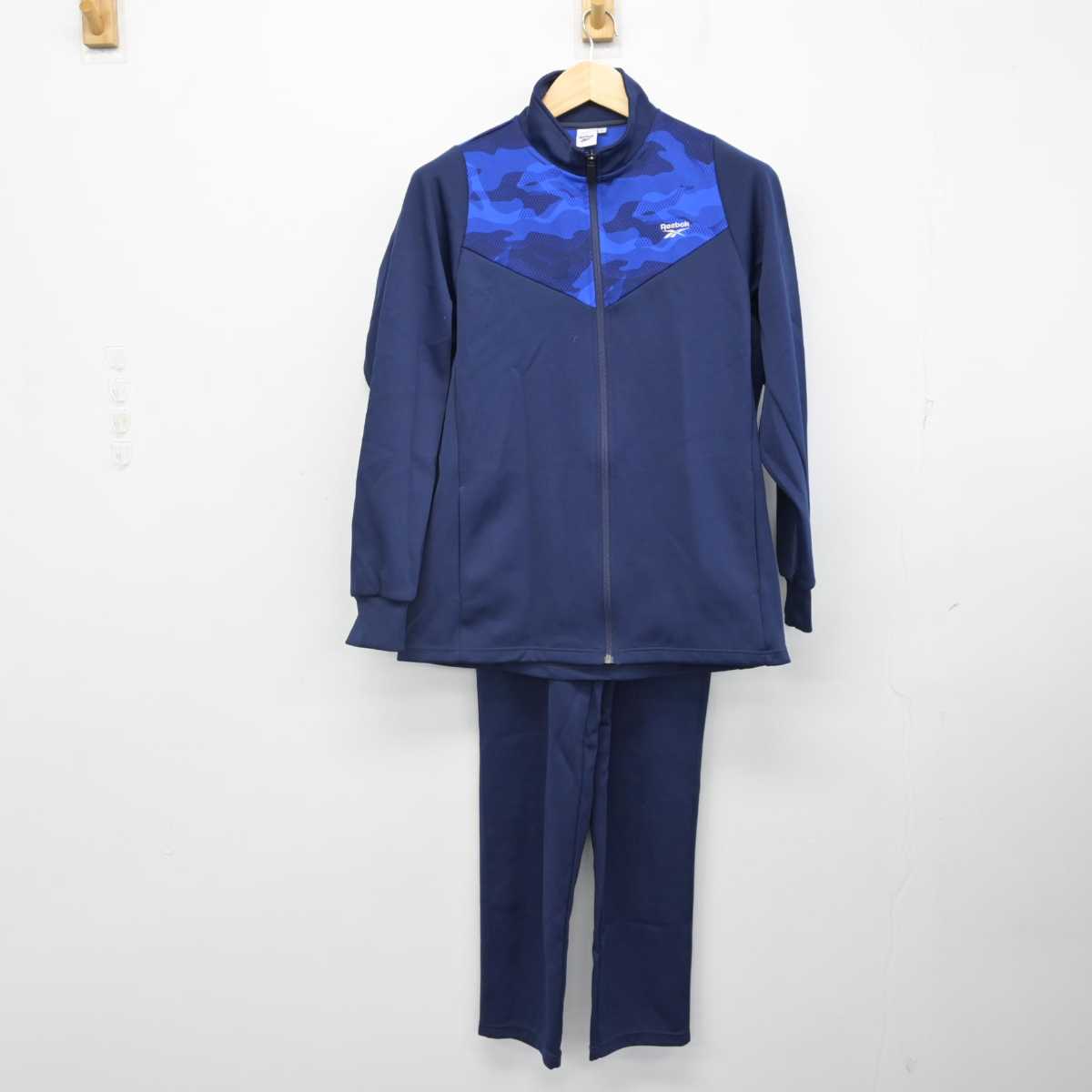 中古】福岡県 福岡雙葉中学校 女子制服 2点 (ジャージ 上・ジャージ 下) sf058377 | 中古制服通販パレイド