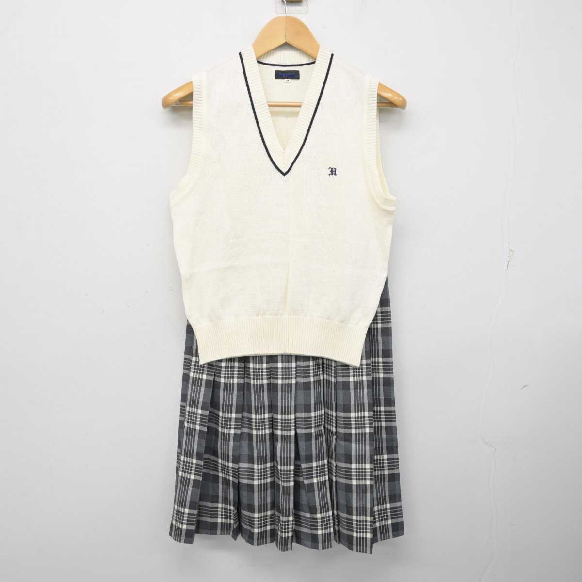 中古】埼玉県 本庄東高等学校 女子制服 3点 (ニットベスト・スカート) sf058865 | 中古制服通販パレイド