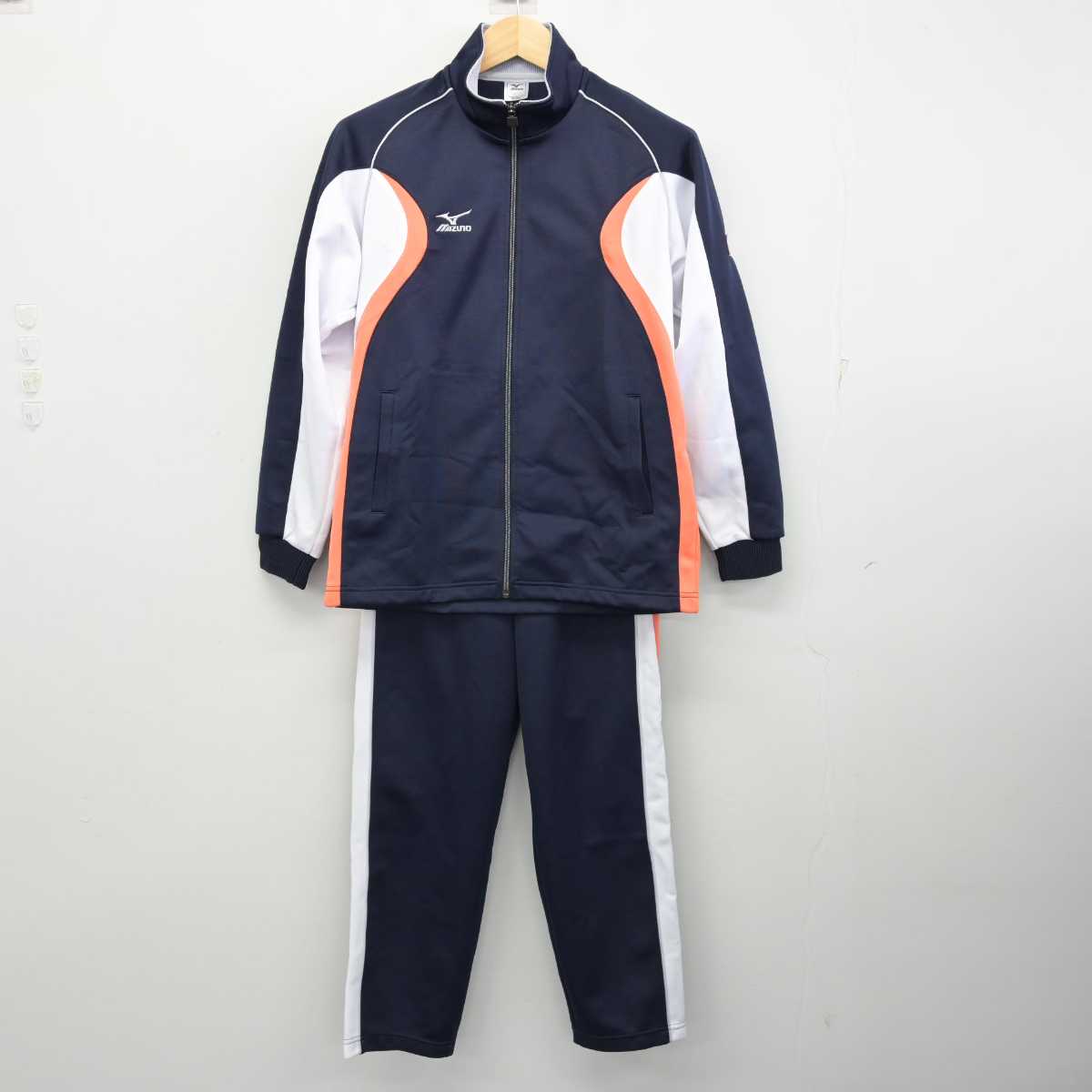 瀬戸内高校ジャージ 中古制服】愛知県 瀬戸高等学校 女子制服 3点（ジャージ 上