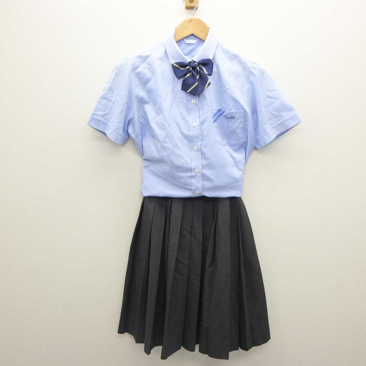 中古】大阪府 大阪産業大学附属高等学校 女子制服 3点 (シャツ・スカート) sf062367 | 中古制服通販パレイド