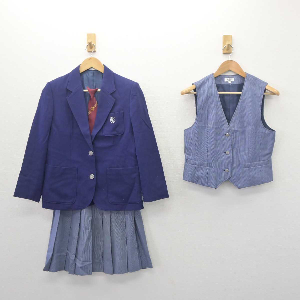 中古】鹿児島県 武岡台高等学校 女子制服 4点 (ブレザー・ベスト