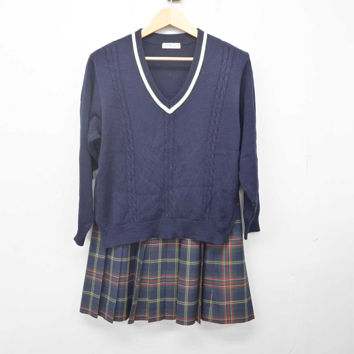 中古】群馬県 前橋育英高等学校 女子制服 3点 (ニット・スカート
