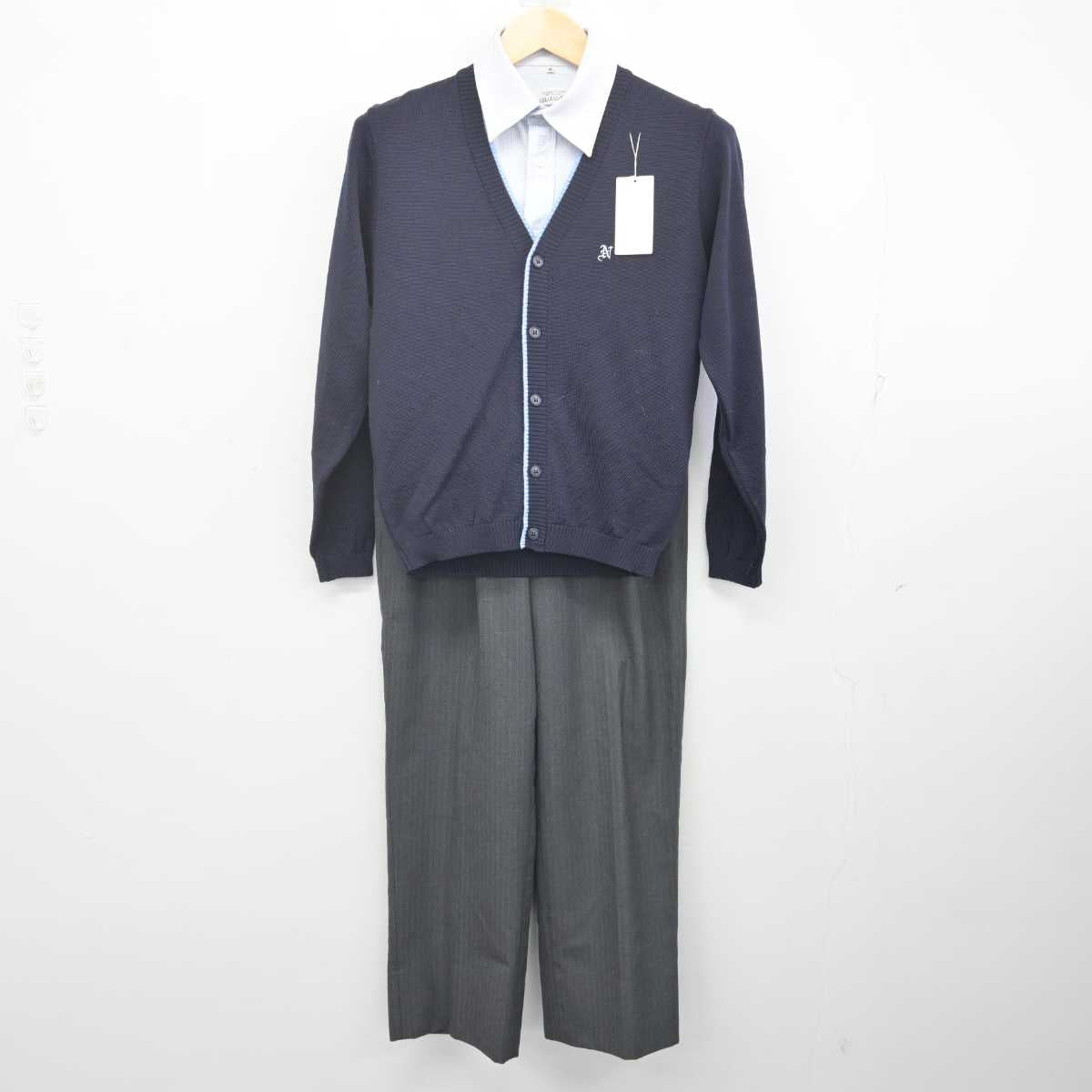 中古】大阪府 西寝屋川高等学校 男子制服 3点 (ニット・シャツ・ズボン) sf070390 | 中古制服通販パレイド