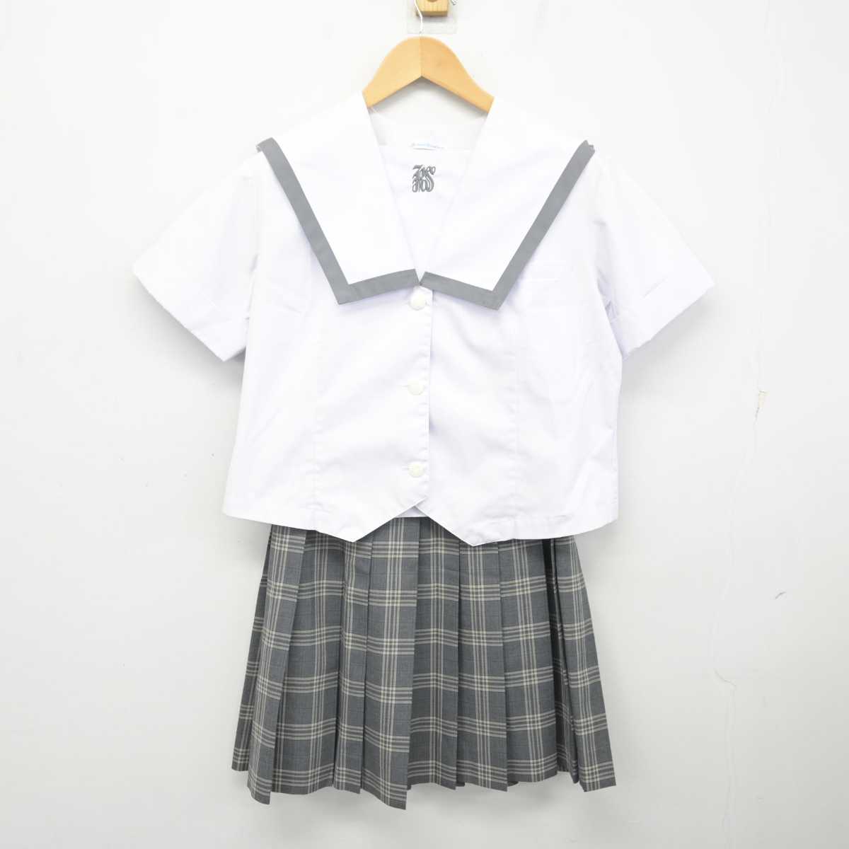 中古】大阪府 産業高等学校 女子制服 2点 (セーラー服・スカート