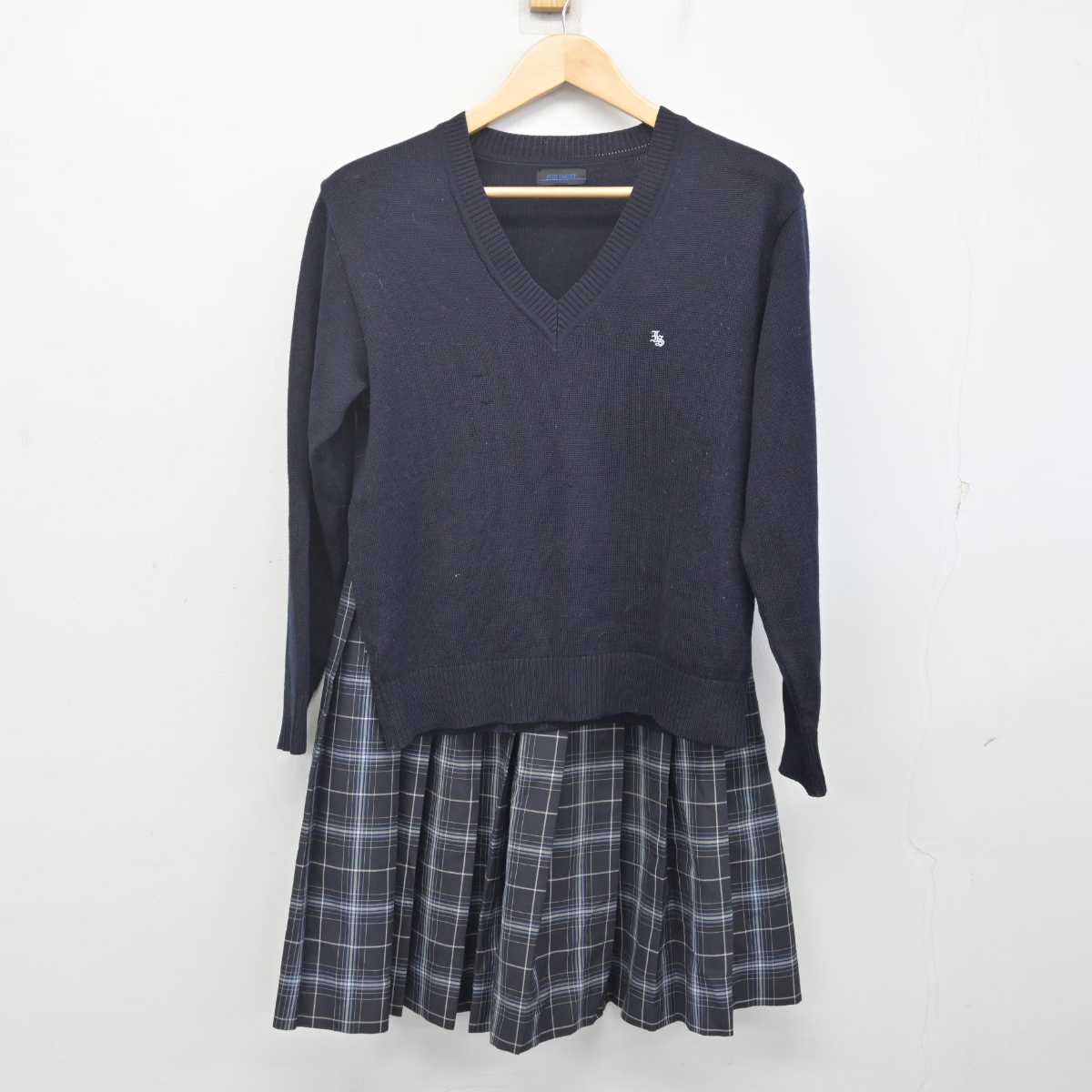 中古】東京都 東京都立第一商業高等学校 女子制服 2点 (ニット・スカート) sf071861 | 中古制服通販パレイド