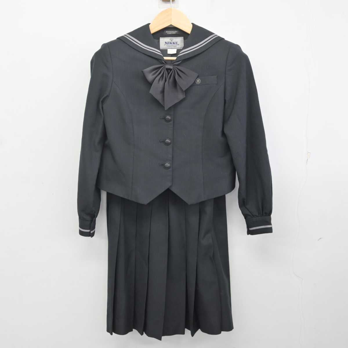 中古】愛知県 名古屋女子大学高等学校 女子制服 3点 (セーラー服・スカート) sf072242 | 中古制服通販パレイド