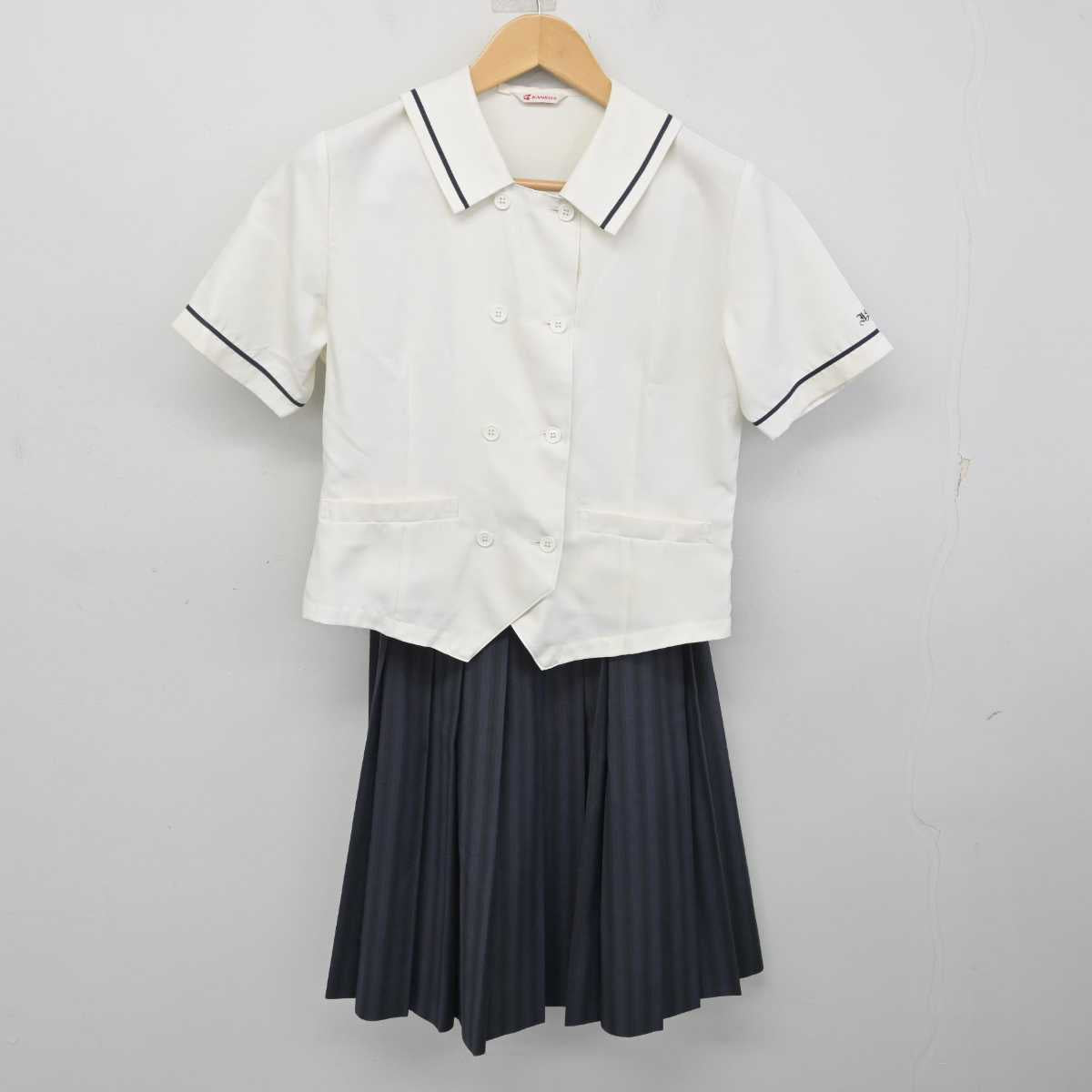 中古】長崎県 諫早商業高等学校 女子制服 2点 (シャツ・スカート) sf072253 | 中古制服通販パレイド