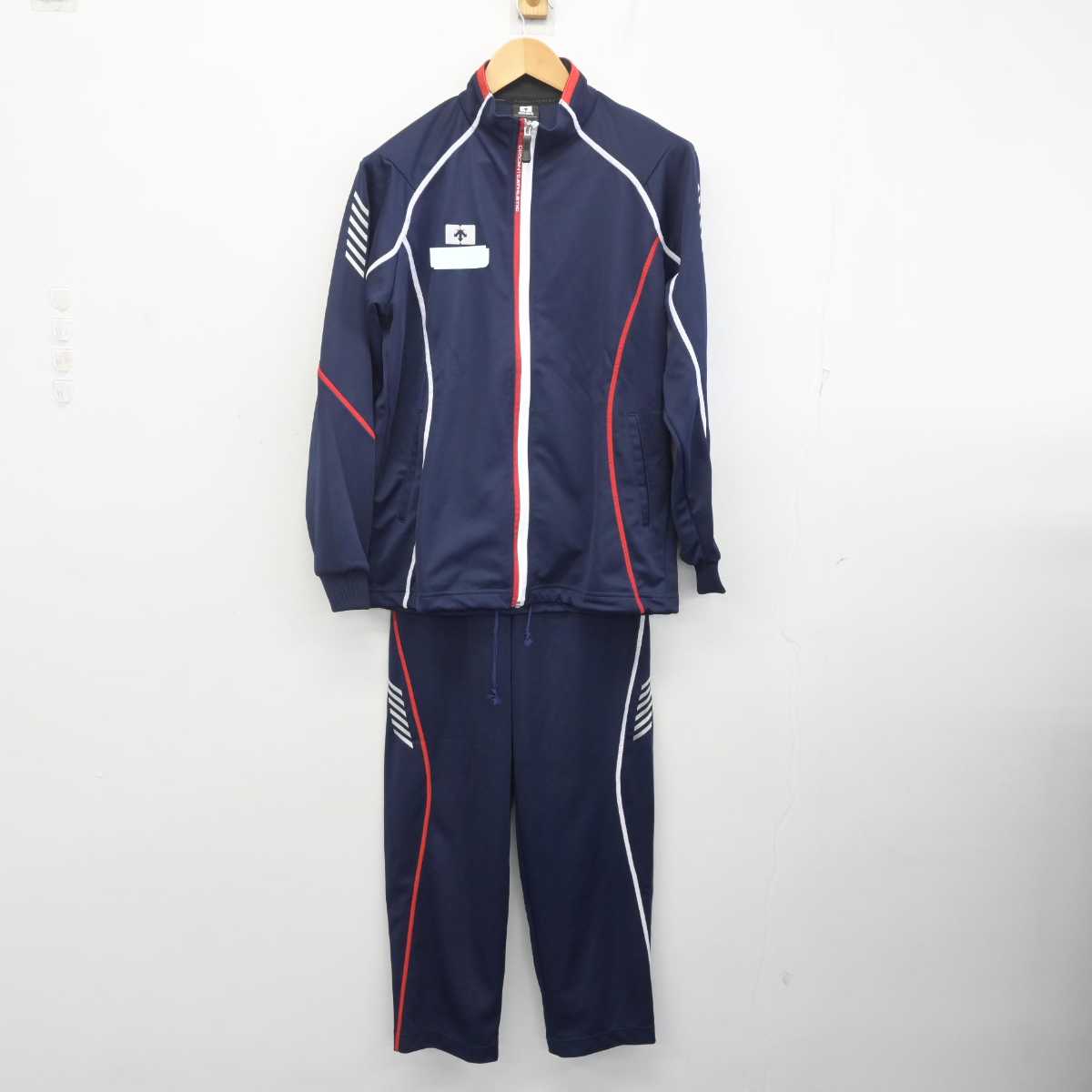 中古】東京都 武蔵野大学附属千代田高等学院 女子制服 2点