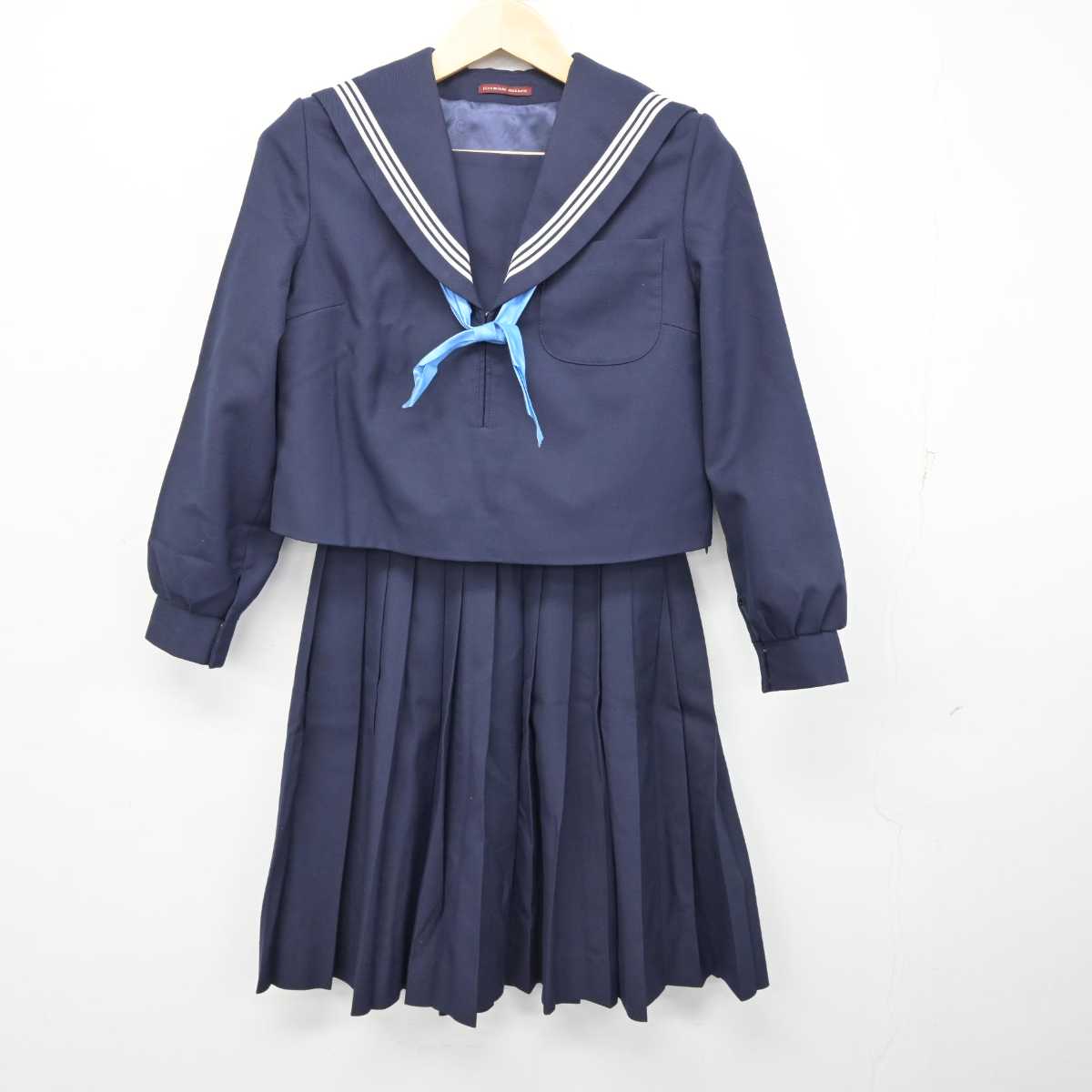 中古】岐阜県 大垣市立西部中学校 女子制服 3点 (セーラー服・スカート) sf073205 | 中古制服通販パレイド