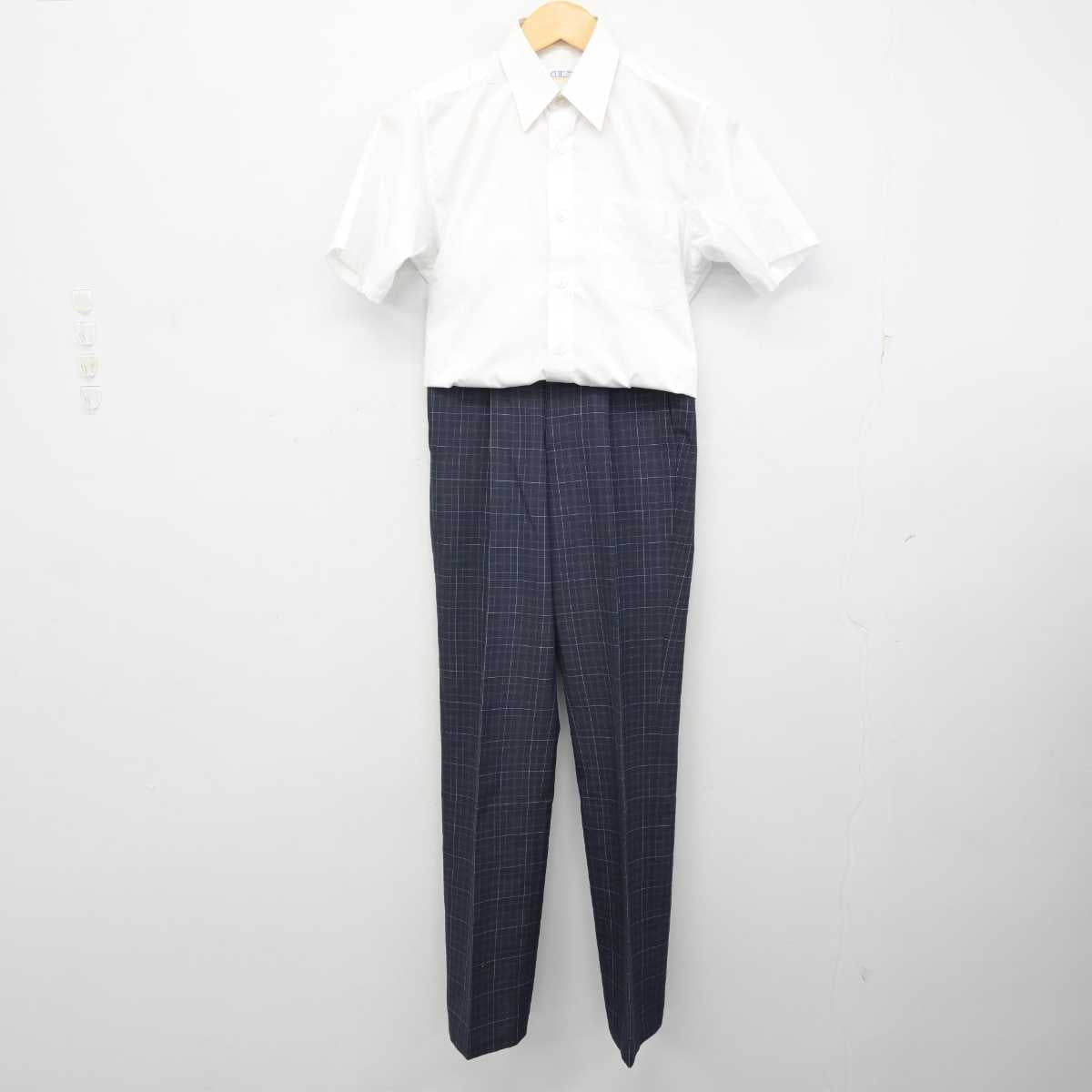 中古】秋田県 美郷中学校 男子制服 2点 (シャツ・ズボン) sf074011  