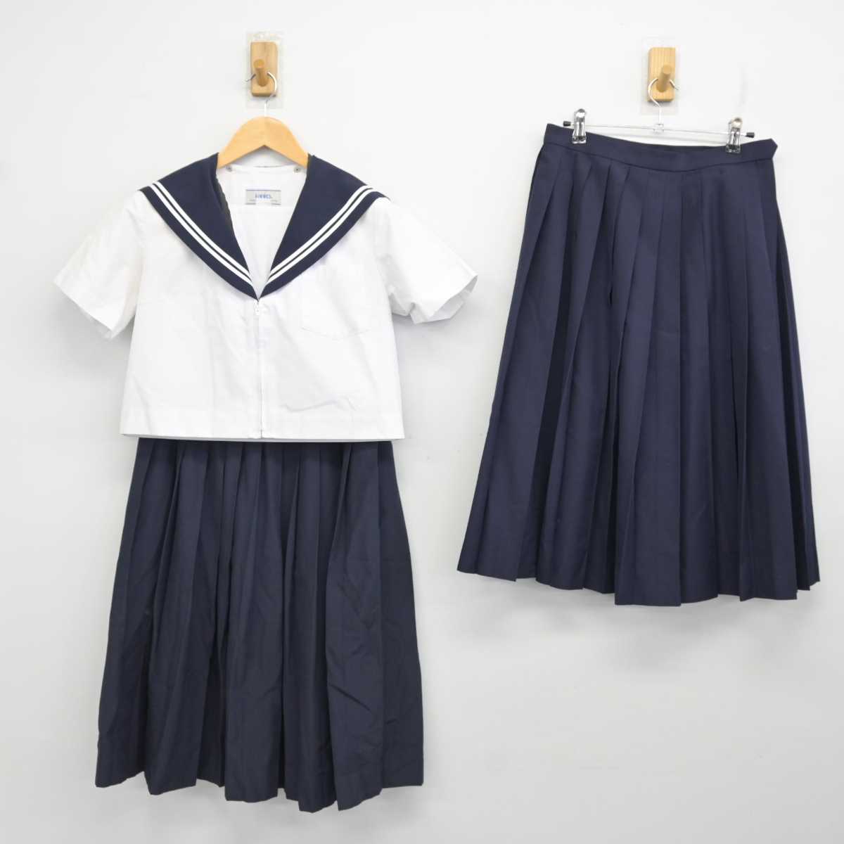 【中古】愛知県 はとり中学校 女子制服 3点 (セーラー服・スカート・スカート) sf075700