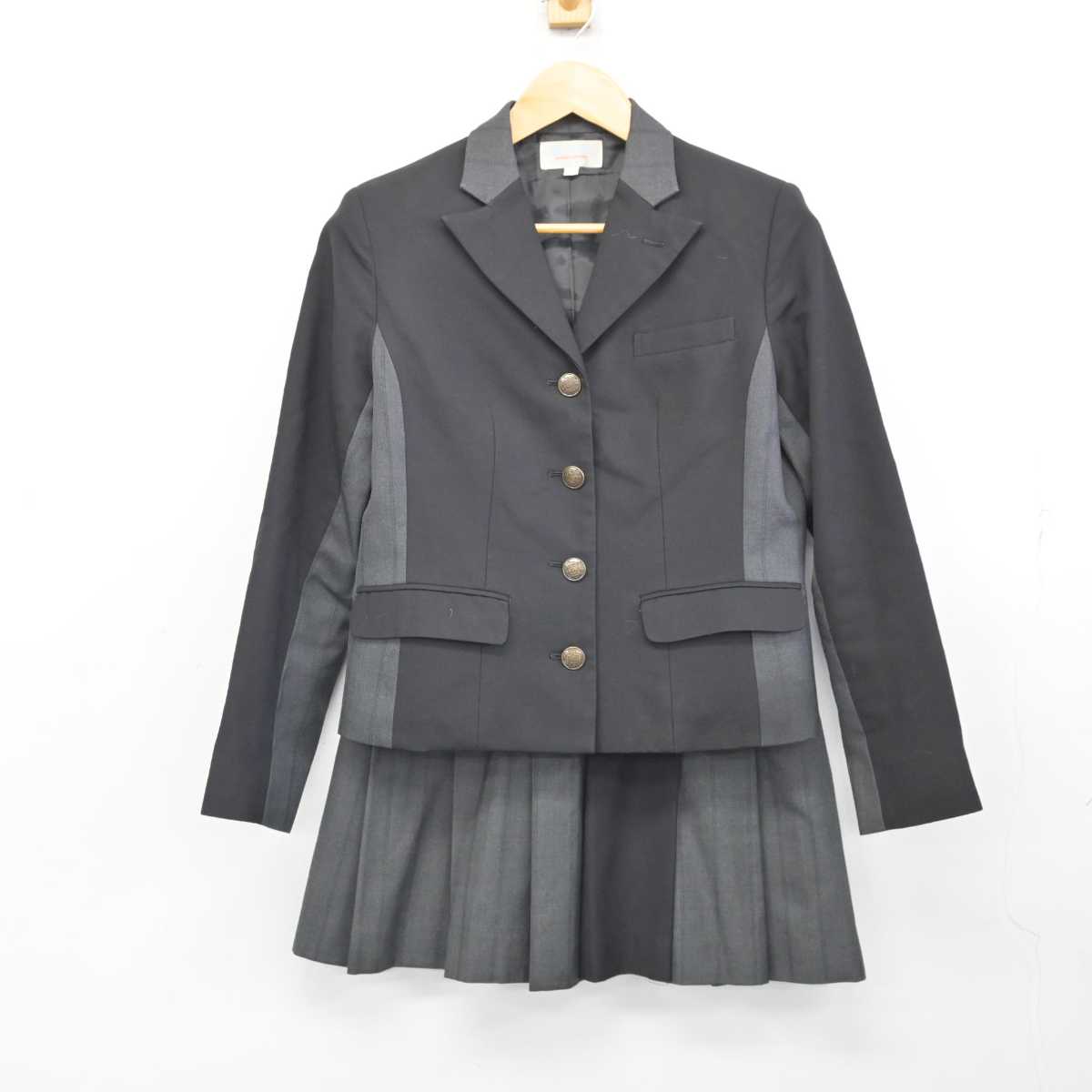 中古】東京都 忍岡高等学校 女子制服 3点 (ブレザー・スカート) sf075792 | 中古制服通販パレイド