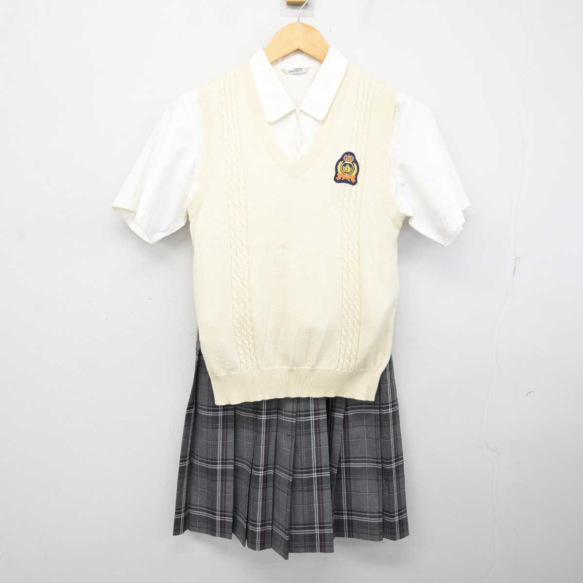 中古】千葉県 流通経済大学付属柏高等学校 女子制服 3点 (ニットベスト・シャツ・スカート) sf075923 | 中古制服通販パレイド