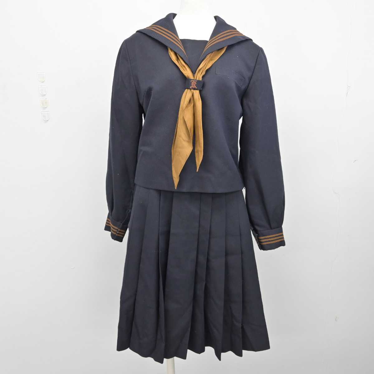 中古】東京都 関東国際高等学校 女子制服 3点 (セーラー服・スカート) sf075940 | 中古制服通販パレイド