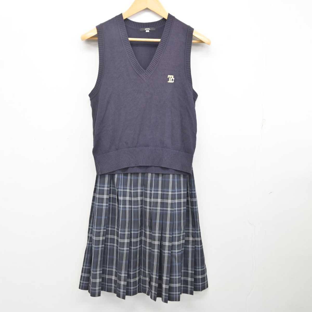 【中古】埼玉県 所沢商業高等学校 女子制服 2点 (ニットベスト・スカート) sf076655