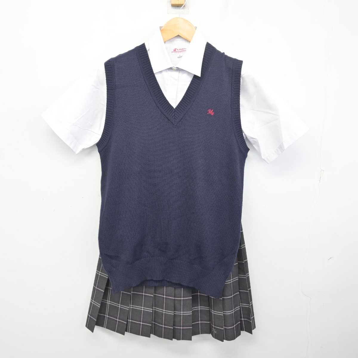 中古】茨城県 水海道第二高等学校 女子制服 3点 (ニットベスト