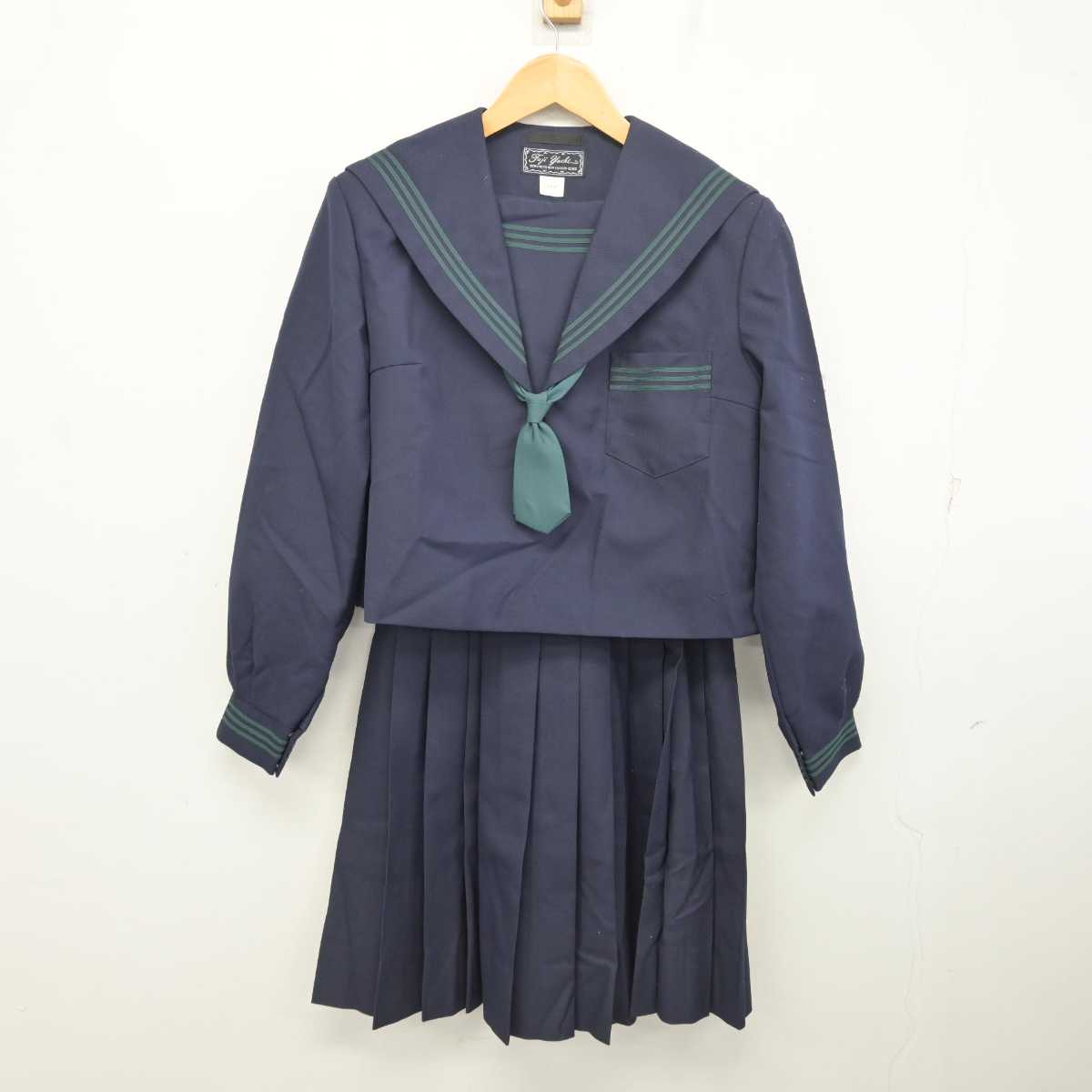 中古】奈良県 桜井中学校 女子制服 3点 (セーラー服・スカート