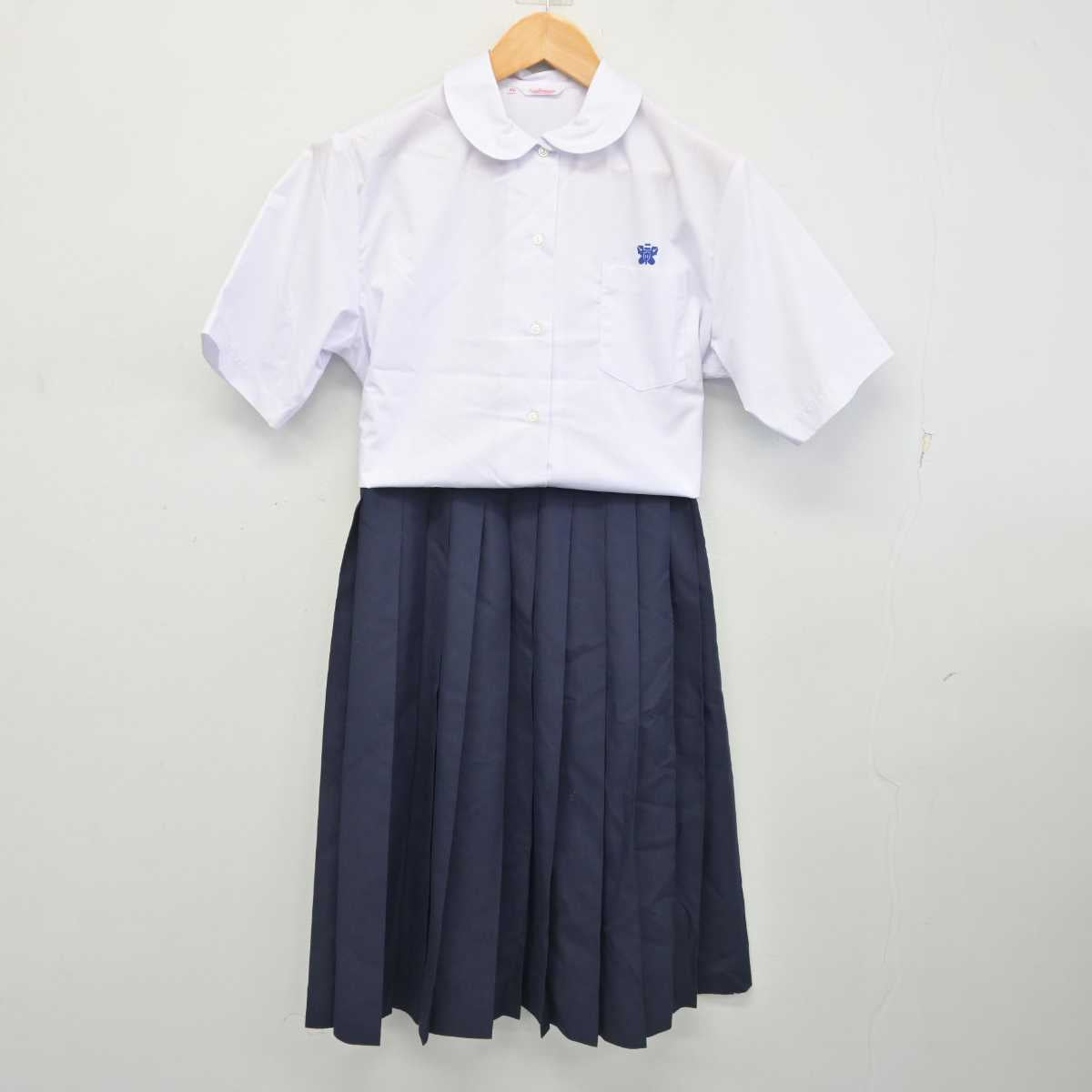 中古】茨城県 神栖第二中学校 女子制服 3点 (シャツ・スカート