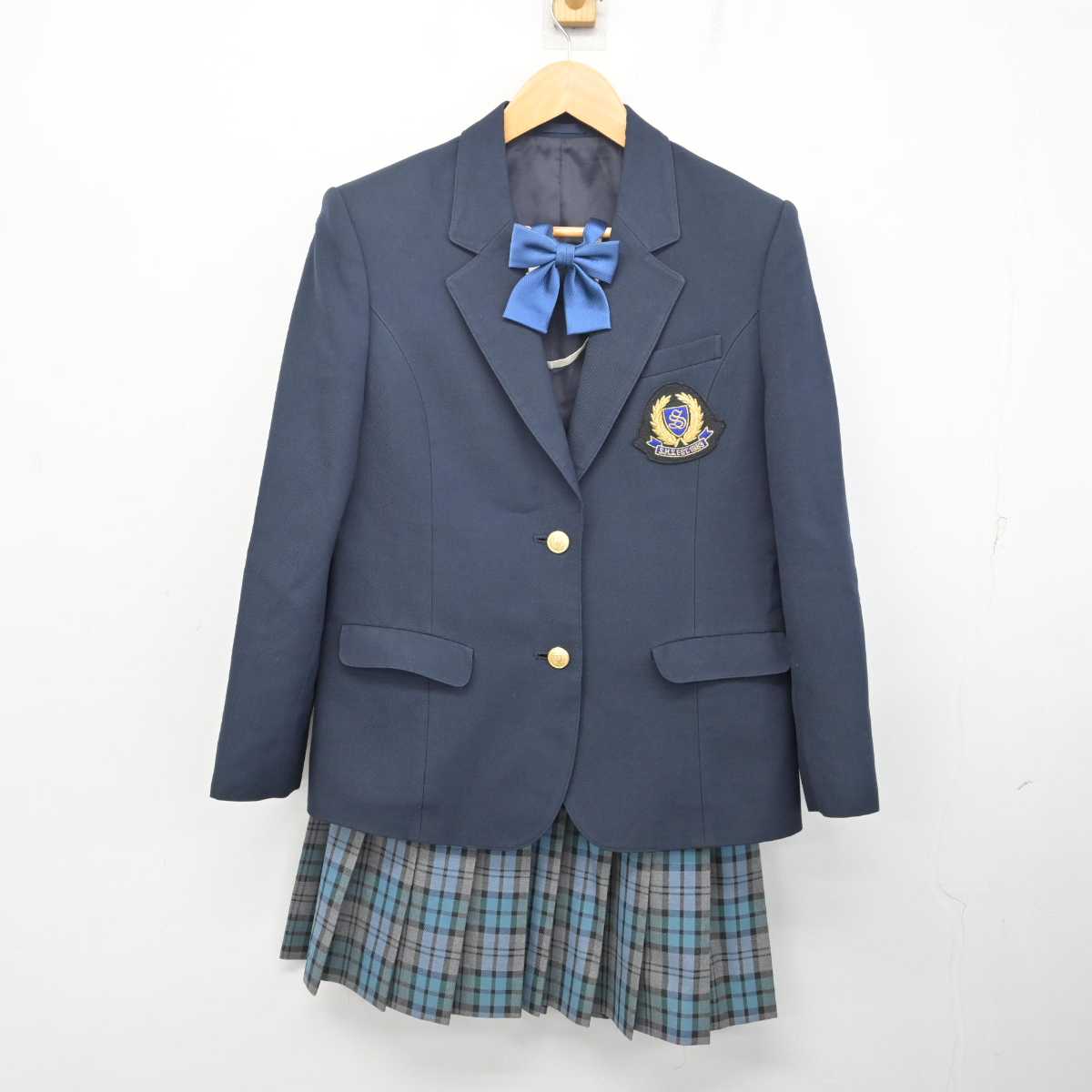 【中古】神奈川県 新栄高等学校 女子制服 4点 (ブレザー・スカート・スカート) sf080123