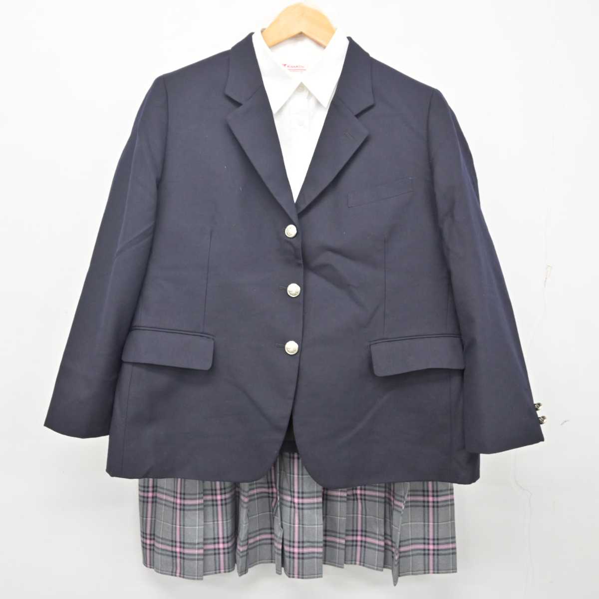 中古】 クラーク記念国際高等学校 女子制服 3点 (ブレザー・シャツ