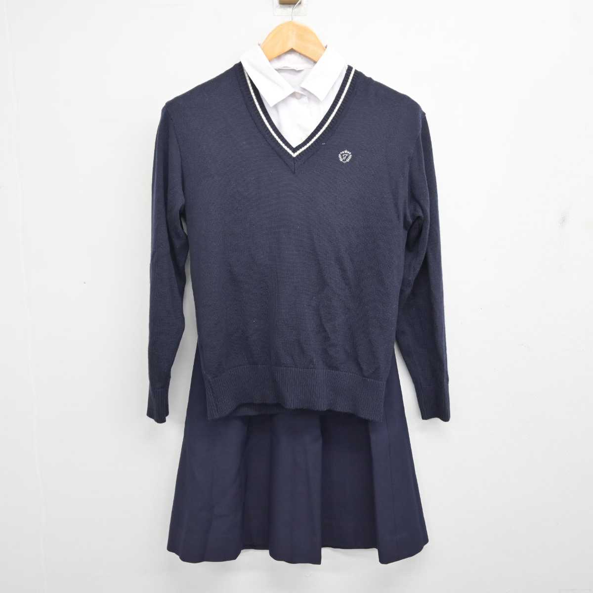 中古】群馬県 高崎女子高等学校 女子制服 3点 (ニット・シャツ・スカート) sf081074 | 中古制服通販パレイド